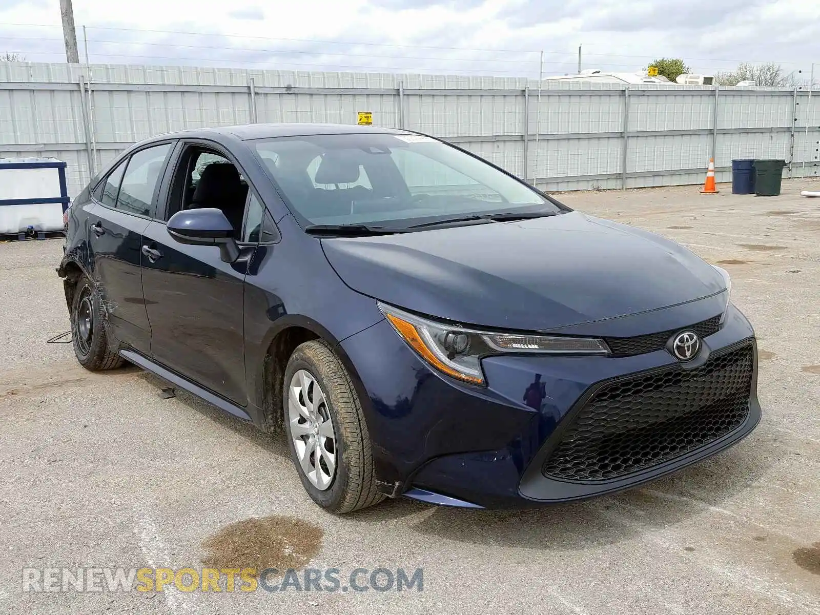 1 Photograph of a damaged car 5YFEPRAE5LP041296 TOYOTA COROLLA 2020