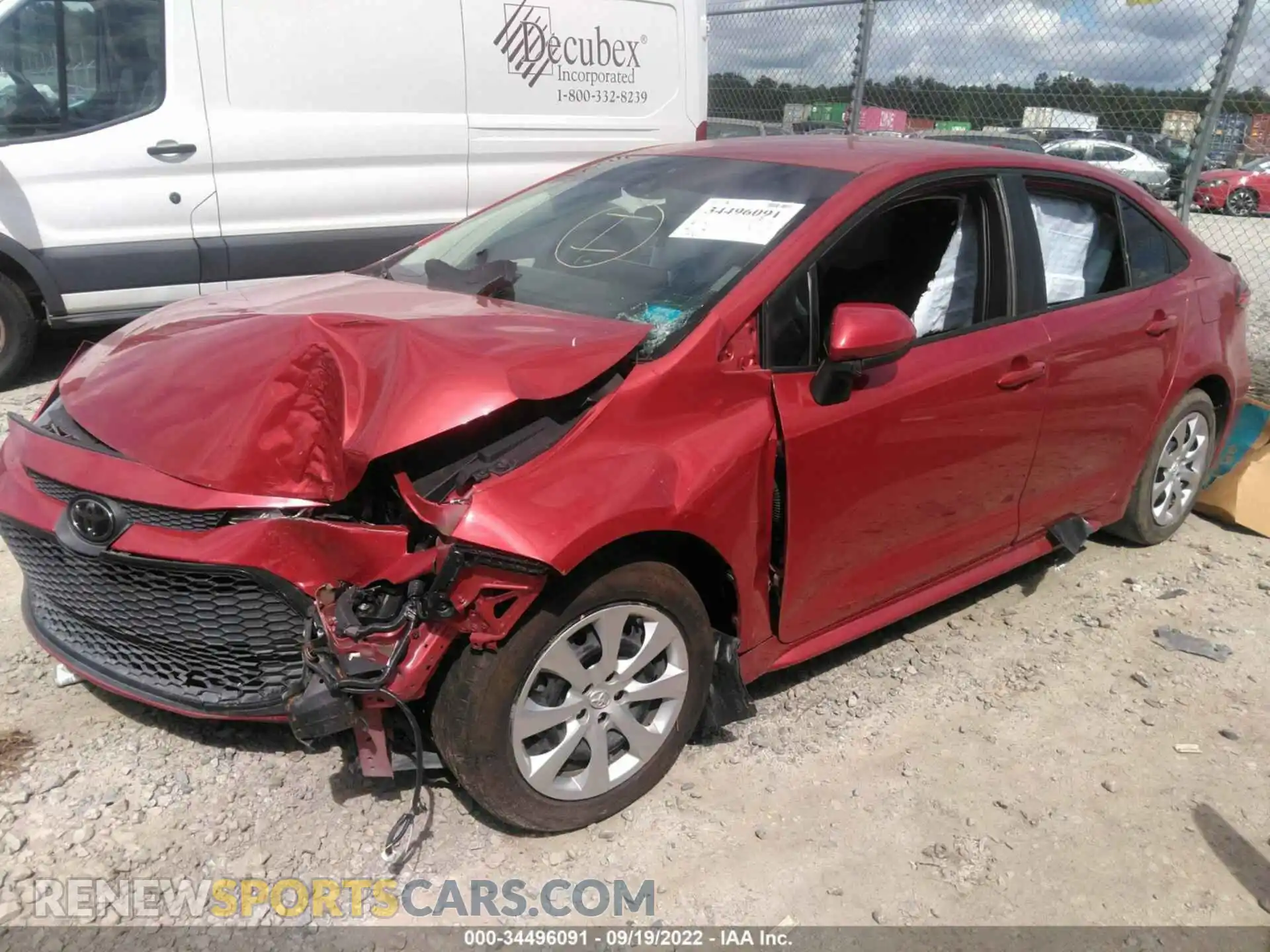 2 Photograph of a damaged car 5YFEPRAE5LP049866 TOYOTA COROLLA 2020