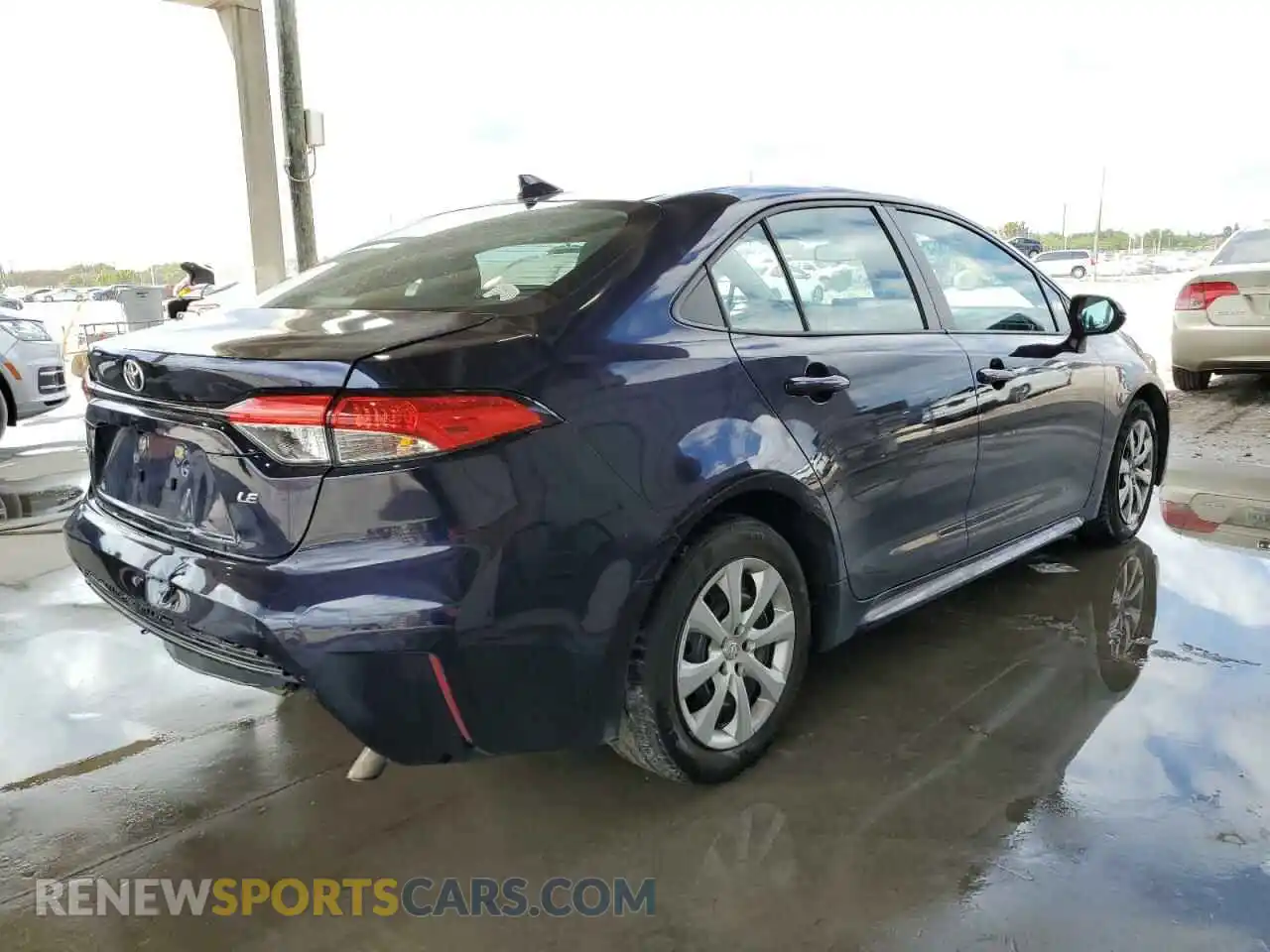 3 Photograph of a damaged car 5YFEPRAE5LP052685 TOYOTA COROLLA 2020