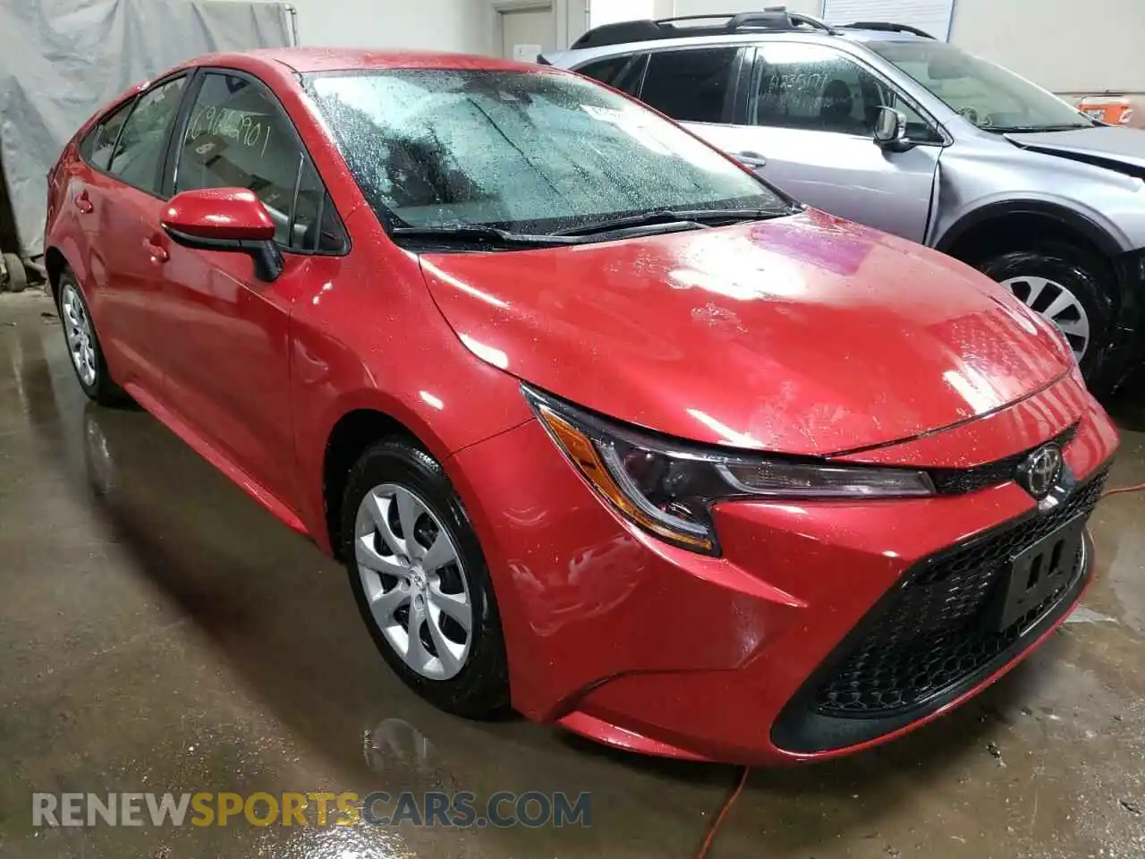 1 Photograph of a damaged car 5YFEPRAE5LP055778 TOYOTA COROLLA 2020