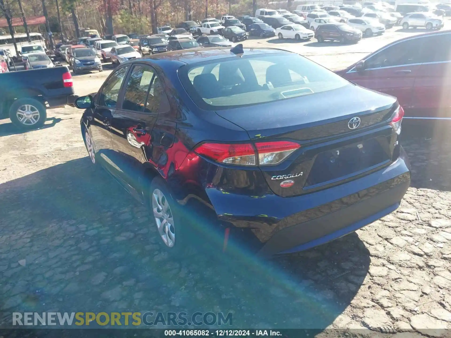 3 Photograph of a damaged car 5YFEPRAE5LP056512 TOYOTA COROLLA 2020