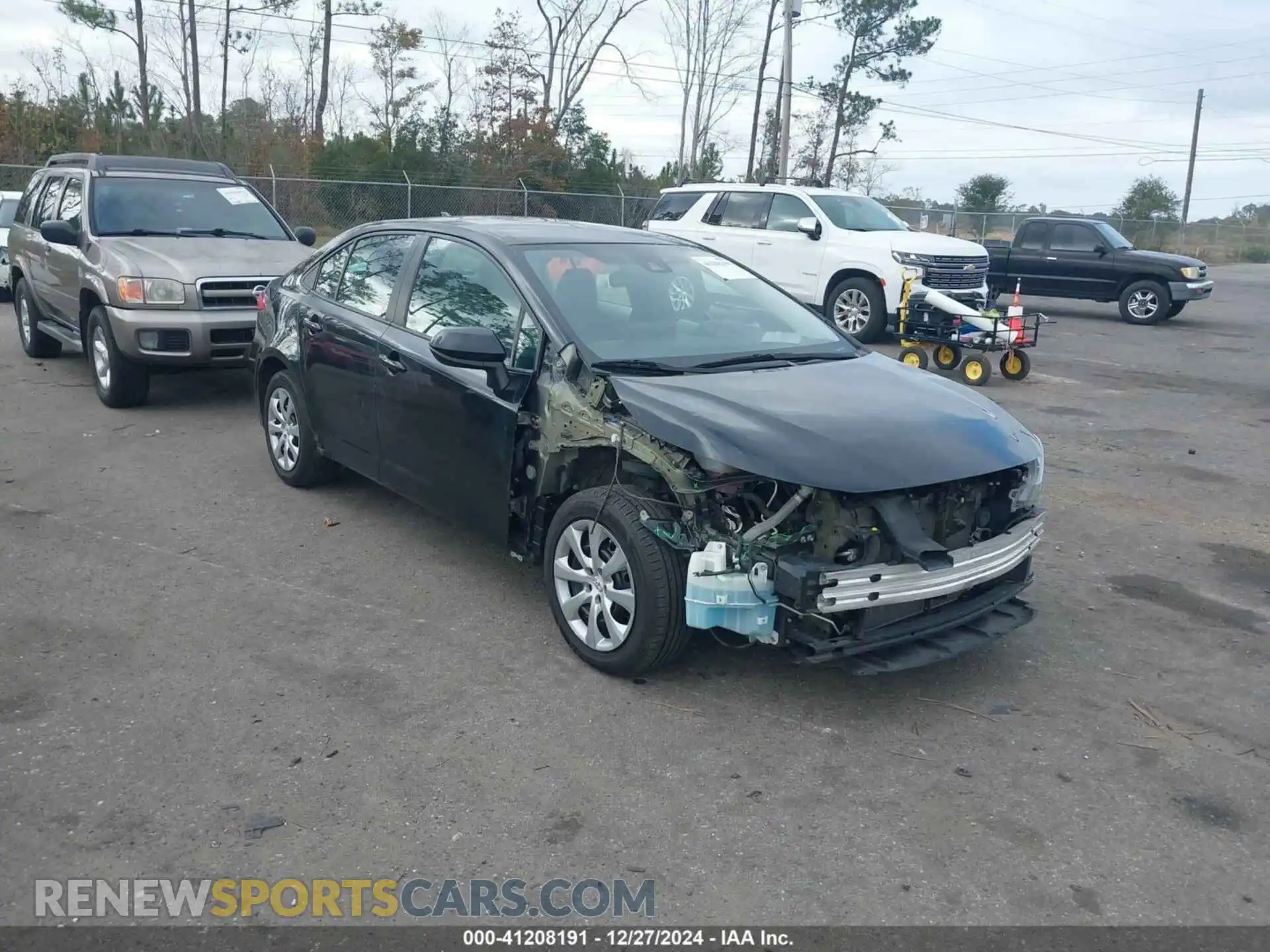 1 Photograph of a damaged car 5YFEPRAE5LP063895 TOYOTA COROLLA 2020