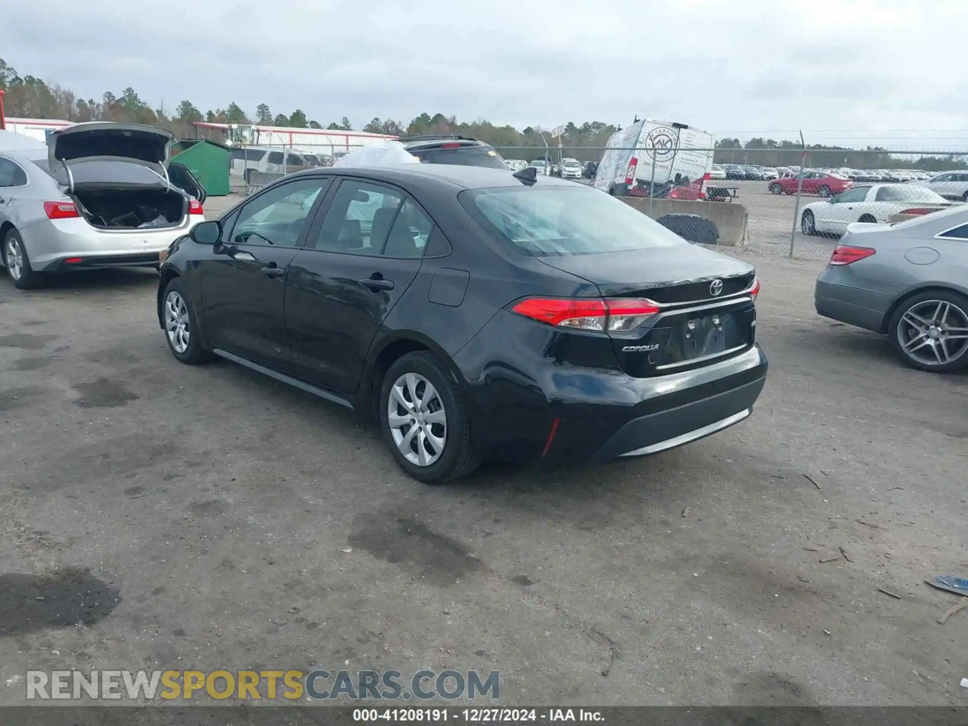3 Photograph of a damaged car 5YFEPRAE5LP063895 TOYOTA COROLLA 2020