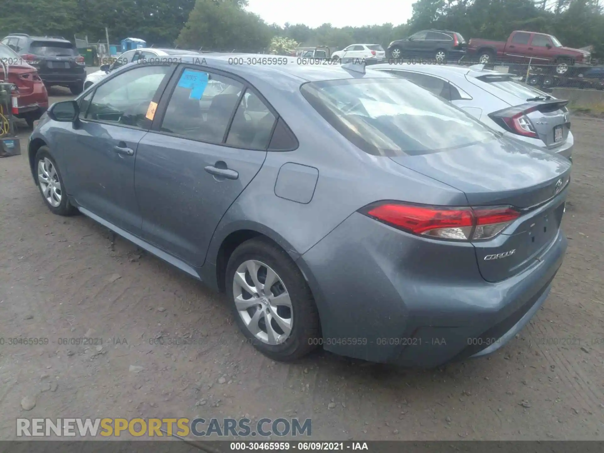 3 Photograph of a damaged car 5YFEPRAE5LP071043 TOYOTA COROLLA 2020