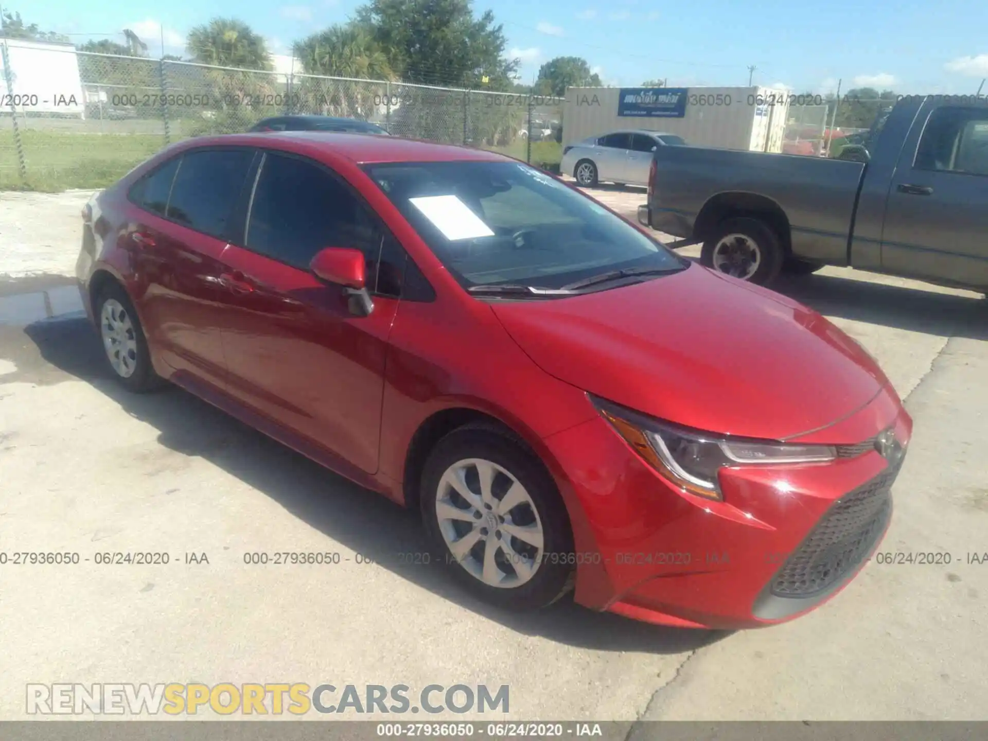 1 Photograph of a damaged car 5YFEPRAE5LP080762 TOYOTA COROLLA 2020