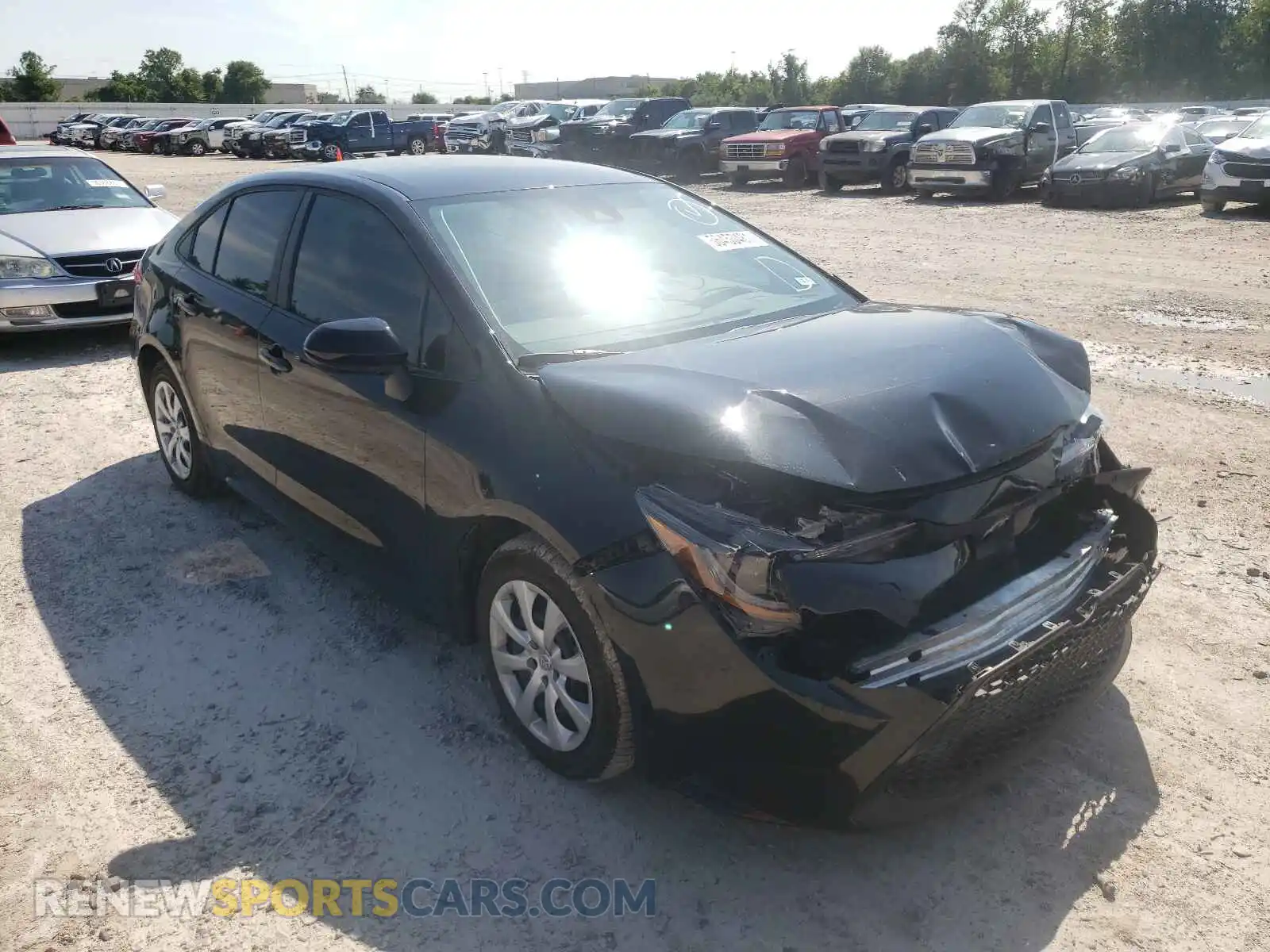 1 Photograph of a damaged car 5YFEPRAE5LP083113 TOYOTA COROLLA 2020