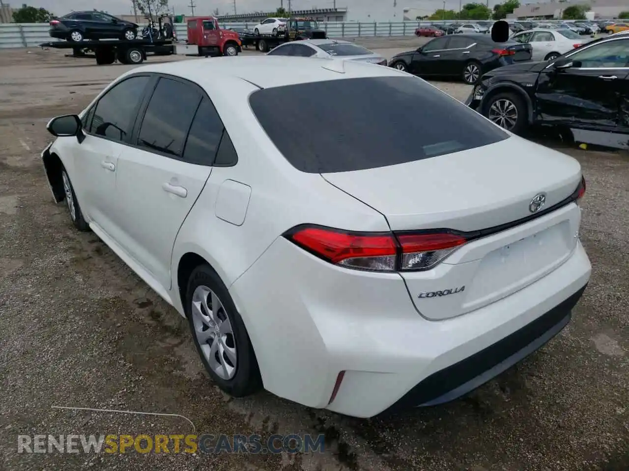 3 Photograph of a damaged car 5YFEPRAE5LP085539 TOYOTA COROLLA 2020