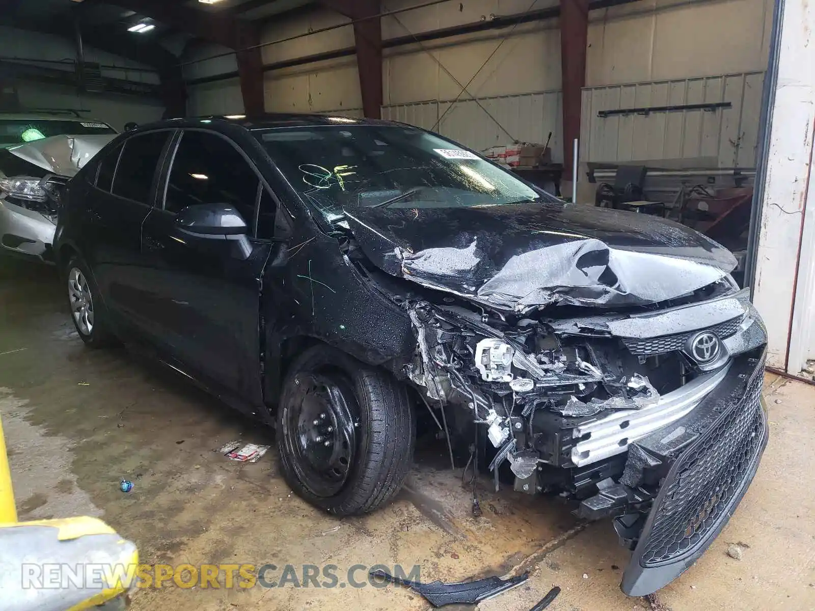 1 Photograph of a damaged car 5YFEPRAE5LP086027 TOYOTA COROLLA 2020