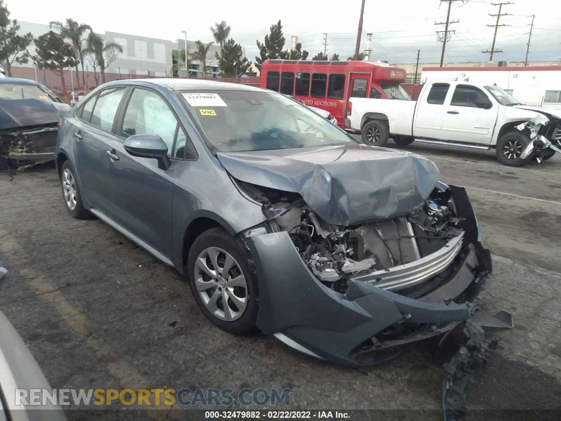 1 Photograph of a damaged car 5YFEPRAE5LP087565 TOYOTA COROLLA 2020