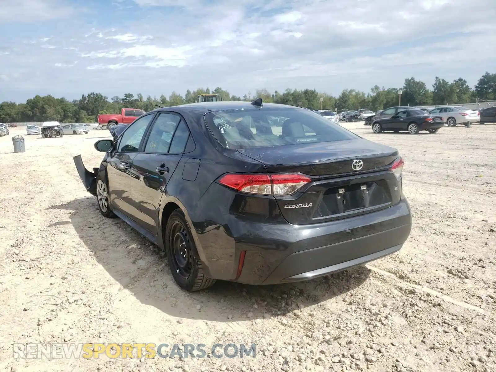 3 Photograph of a damaged car 5YFEPRAE5LP087727 TOYOTA COROLLA 2020
