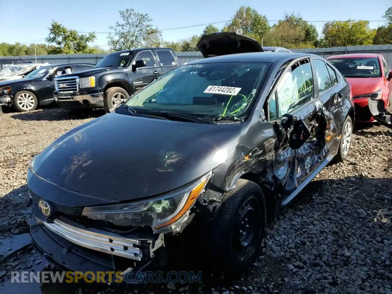 2 Photograph of a damaged car 5YFEPRAE5LP096850 TOYOTA COROLLA 2020
