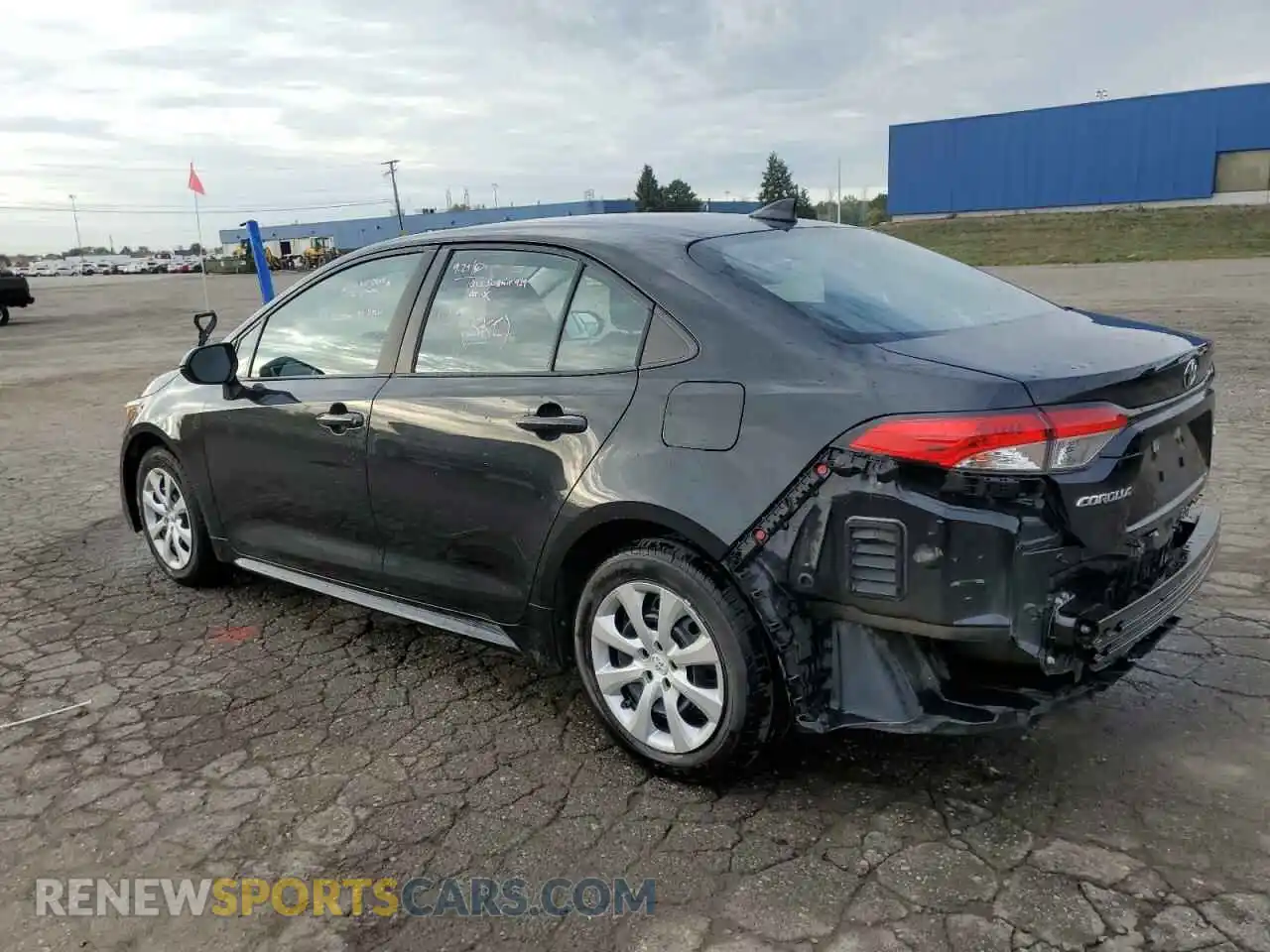 2 Photograph of a damaged car 5YFEPRAE5LP098260 TOYOTA COROLLA 2020