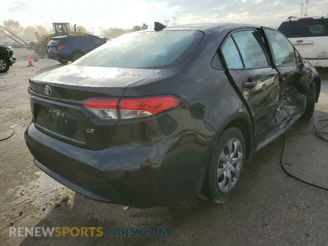 3 Photograph of a damaged car 5YFEPRAE5LP098677 TOYOTA COROLLA 2020