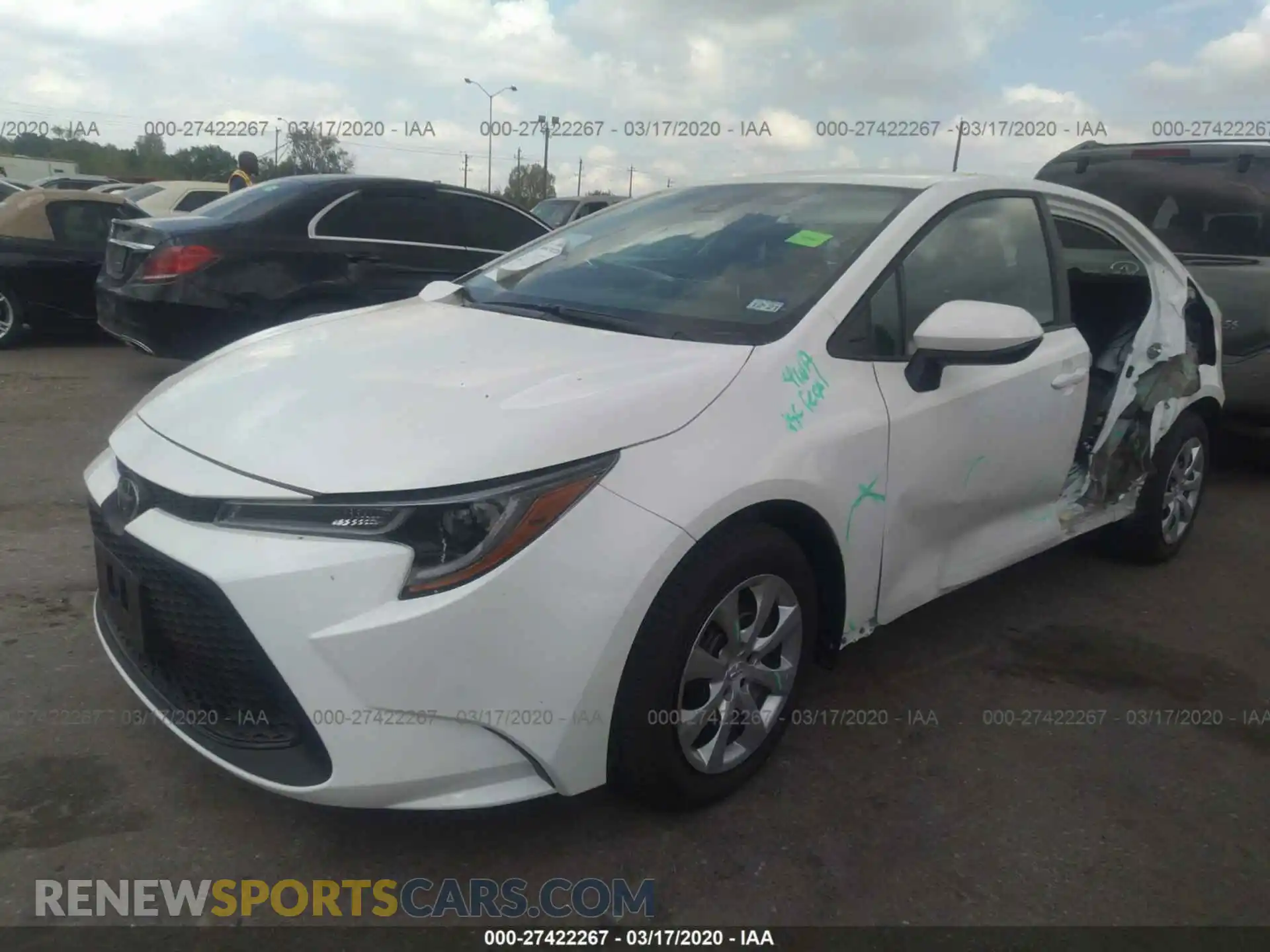 2 Photograph of a damaged car 5YFEPRAE5LP099537 TOYOTA COROLLA 2020