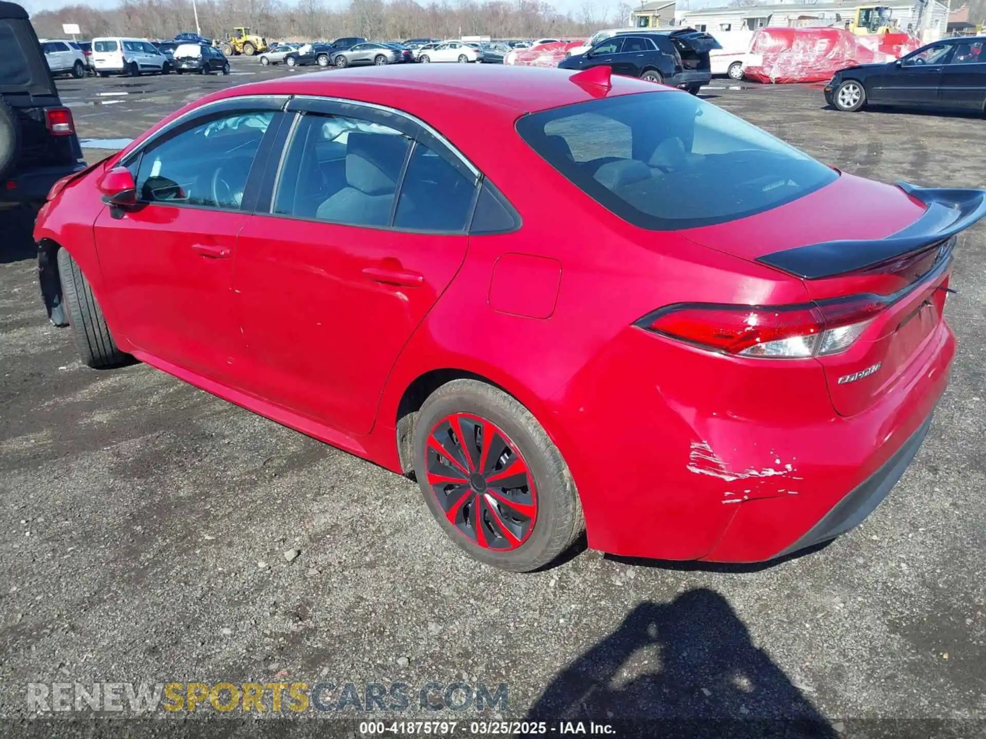 3 Photograph of a damaged car 5YFEPRAE5LP109399 TOYOTA COROLLA 2020