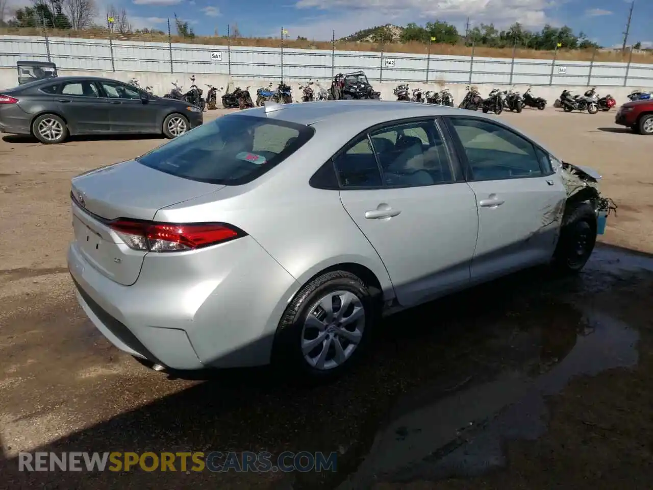 3 fotografías del automóvil dañado 5YFEPRAE5LP110861 TOYOTA COROLLA 2020