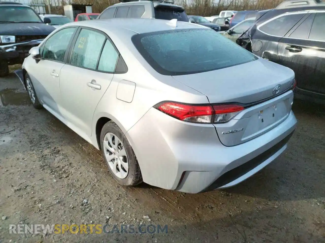 3 Photograph of a damaged car 5YFEPRAE5LP121665 TOYOTA COROLLA 2020