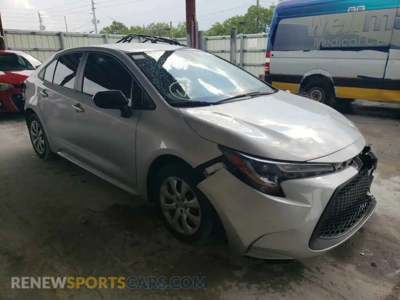 1 Photograph of a damaged car 5YFEPRAE5LP128129 TOYOTA COROLLA 2020