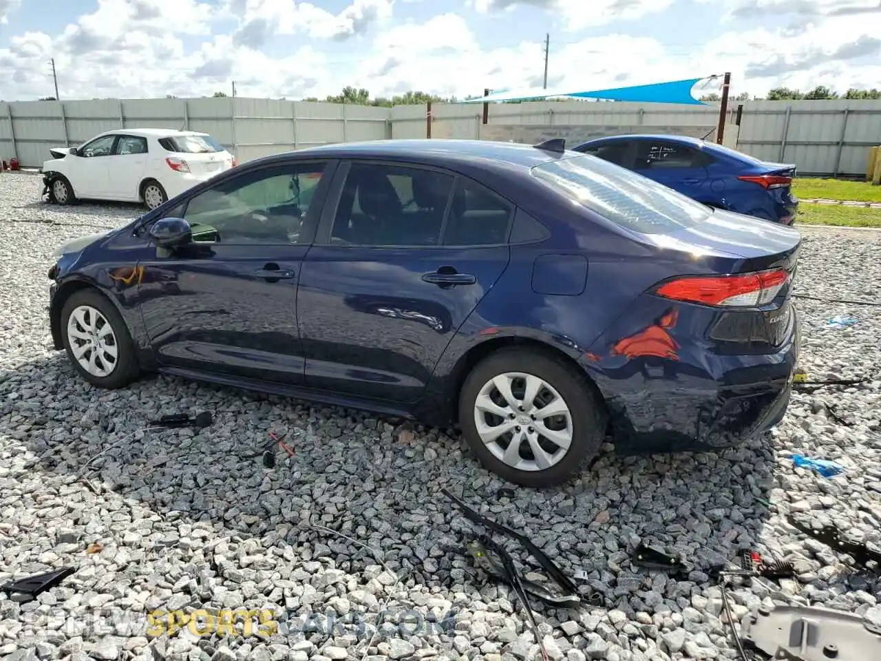 2 Photograph of a damaged car 5YFEPRAE6LP003964 TOYOTA COROLLA 2020