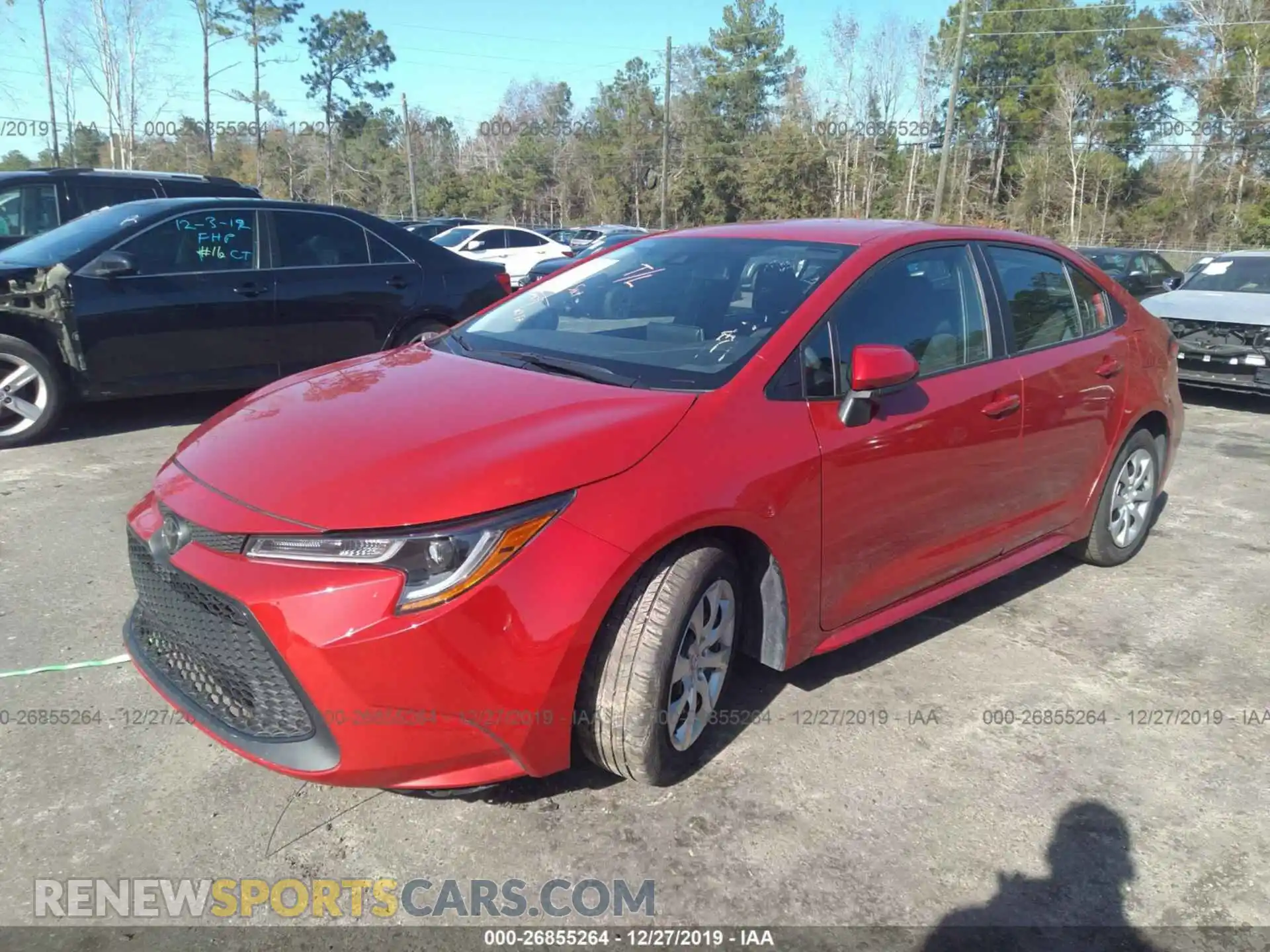 2 fotografías del automóvil dañado 5YFEPRAE6LP010008 TOYOTA COROLLA 2020