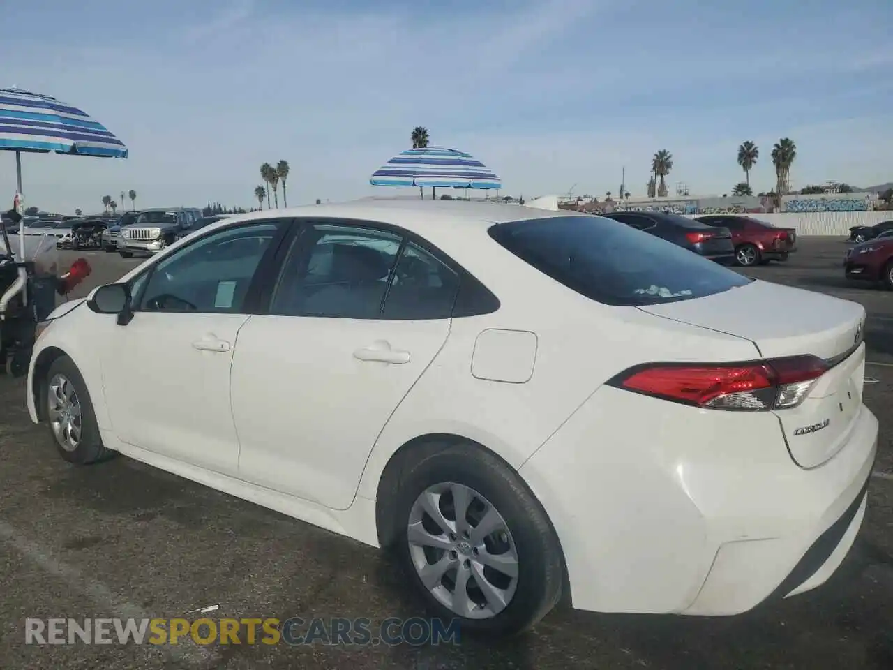 2 Photograph of a damaged car 5YFEPRAE6LP023101 TOYOTA COROLLA 2020