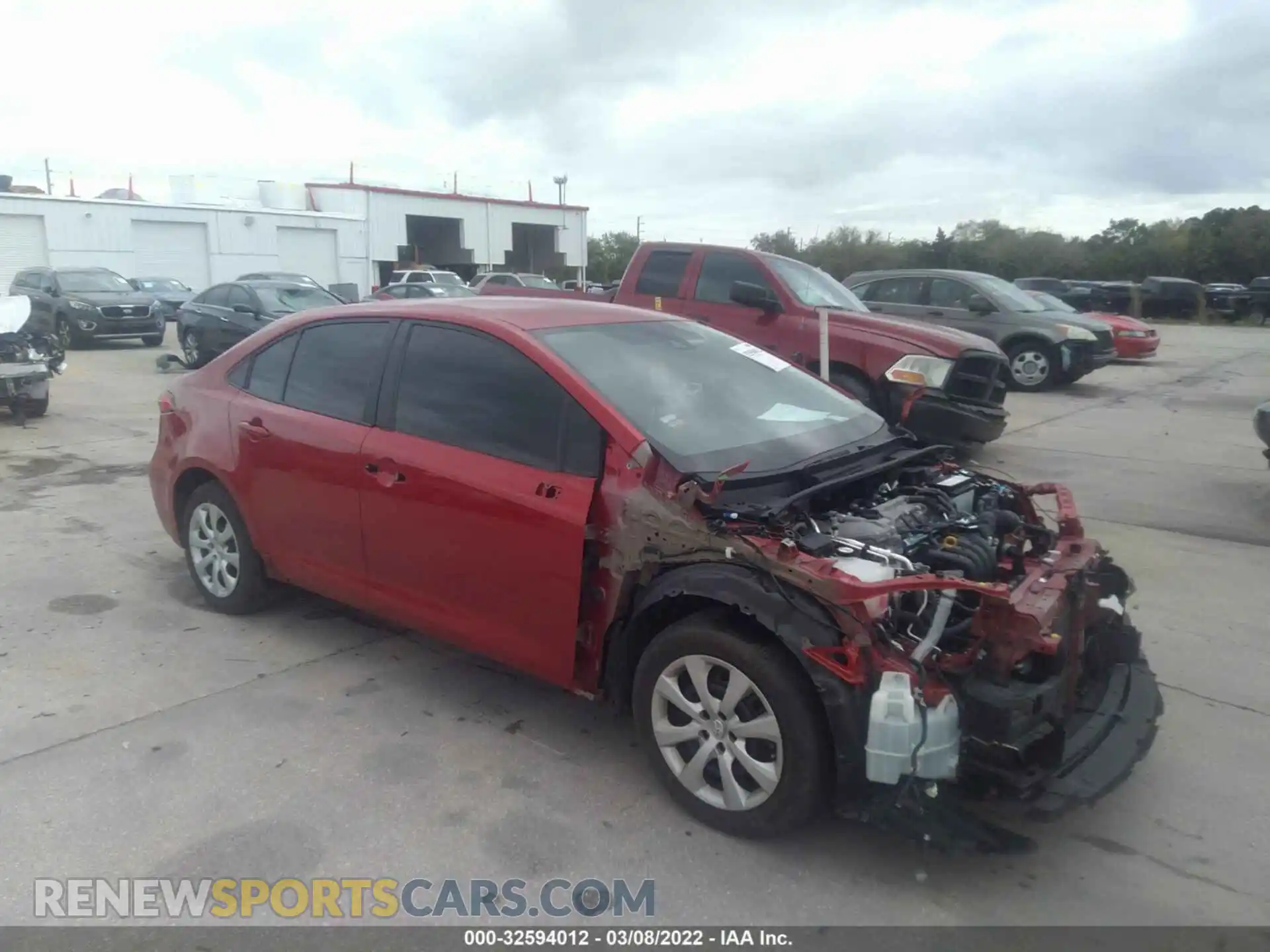 1 Photograph of a damaged car 5YFEPRAE6LP035992 TOYOTA COROLLA 2020