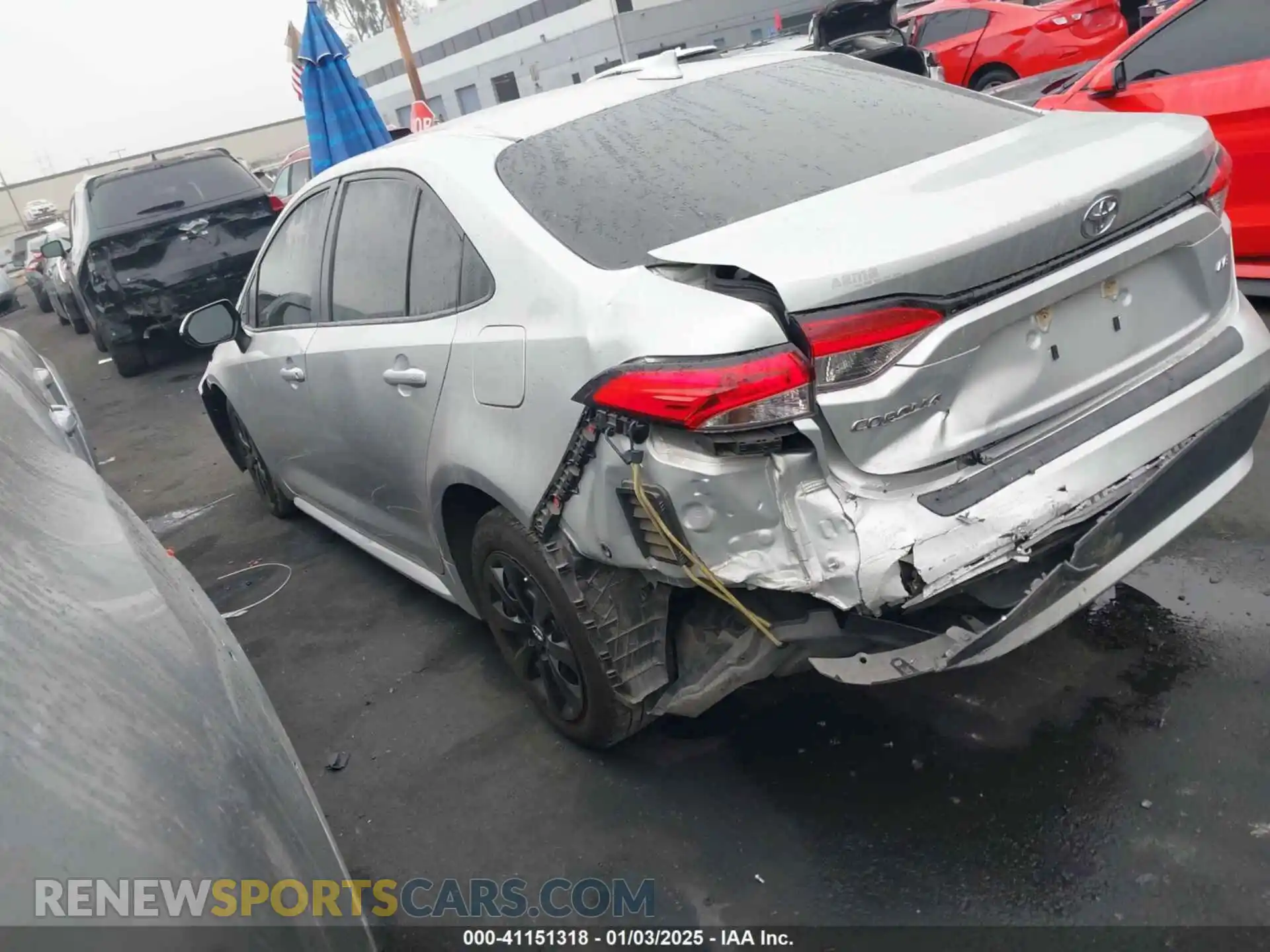 3 Photograph of a damaged car 5YFEPRAE6LP040559 TOYOTA COROLLA 2020