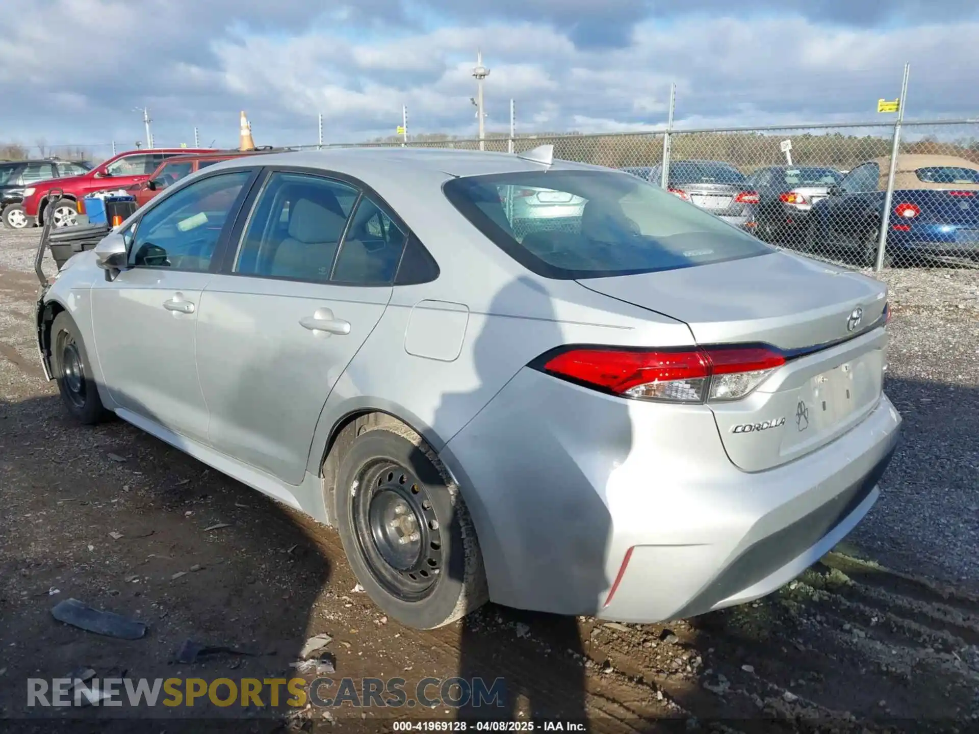 3 fotografías del automóvil dañado 5YFEPRAE6LP048063 TOYOTA COROLLA 2020