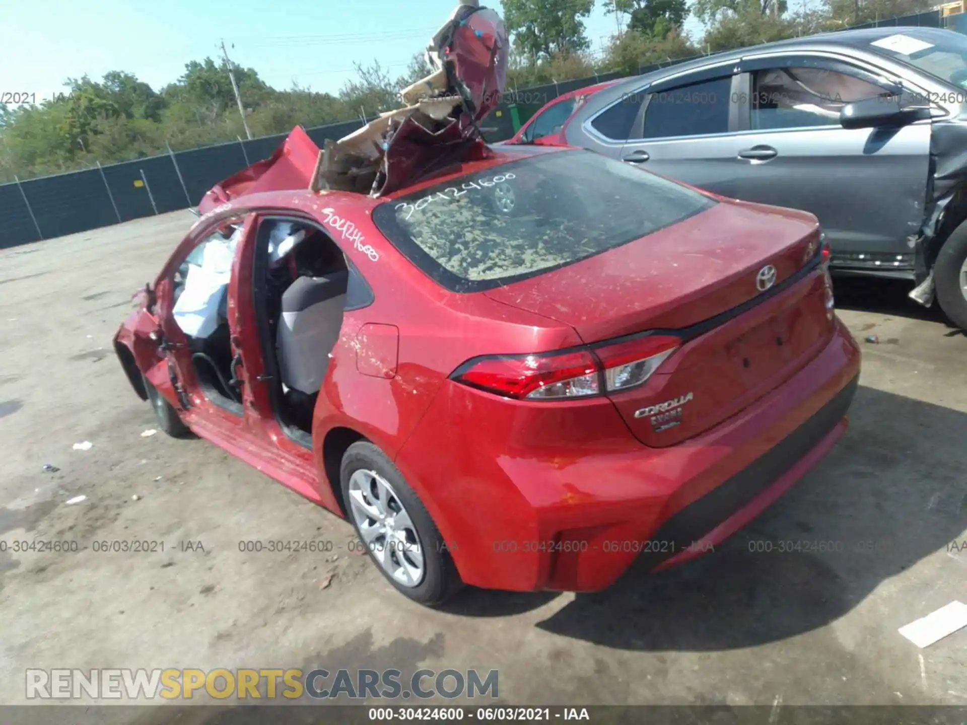3 fotografías del automóvil dañado 5YFEPRAE6LP077580 TOYOTA COROLLA 2020