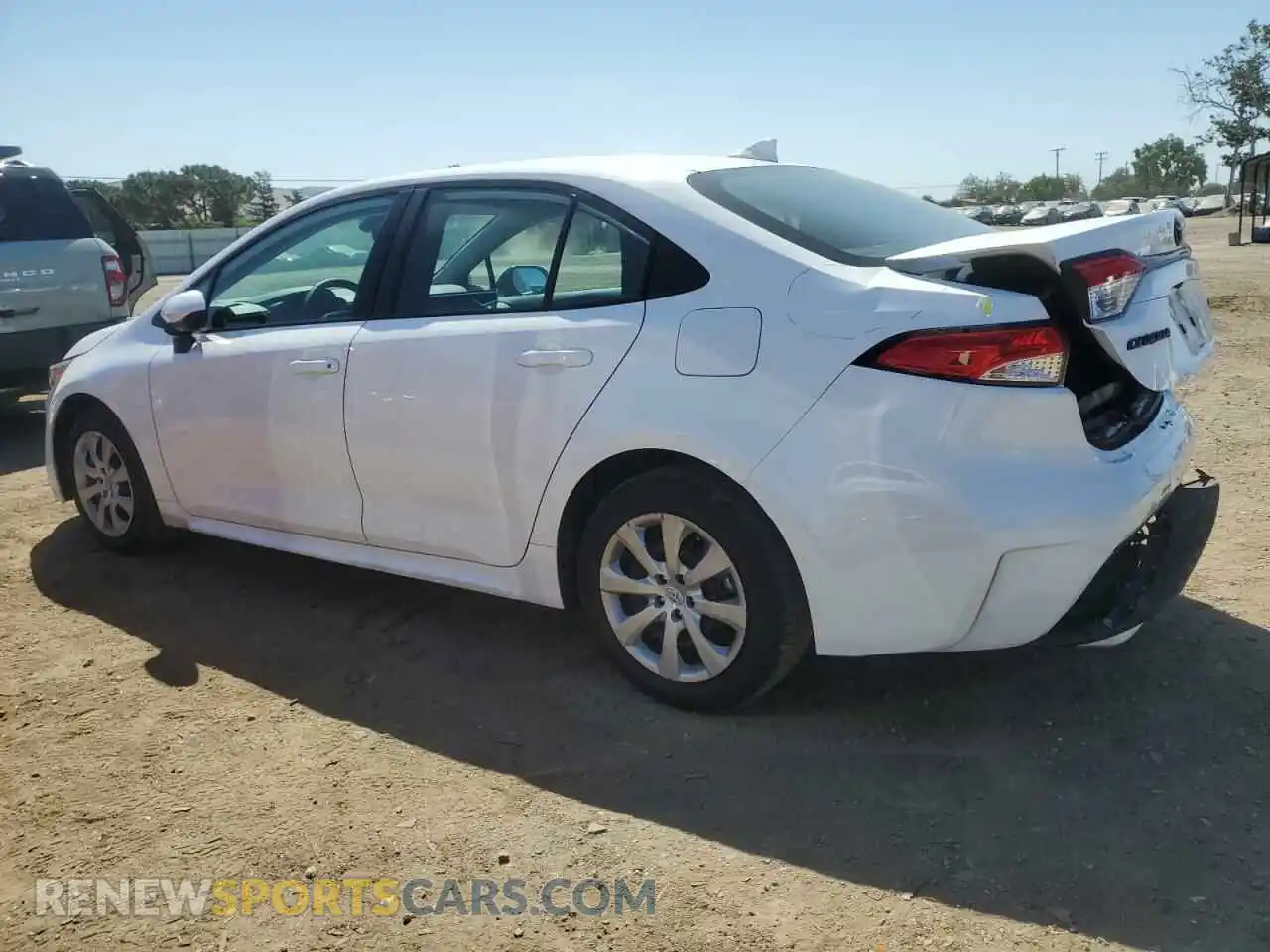 2 Photograph of a damaged car 5YFEPRAE6LP079703 TOYOTA COROLLA 2020