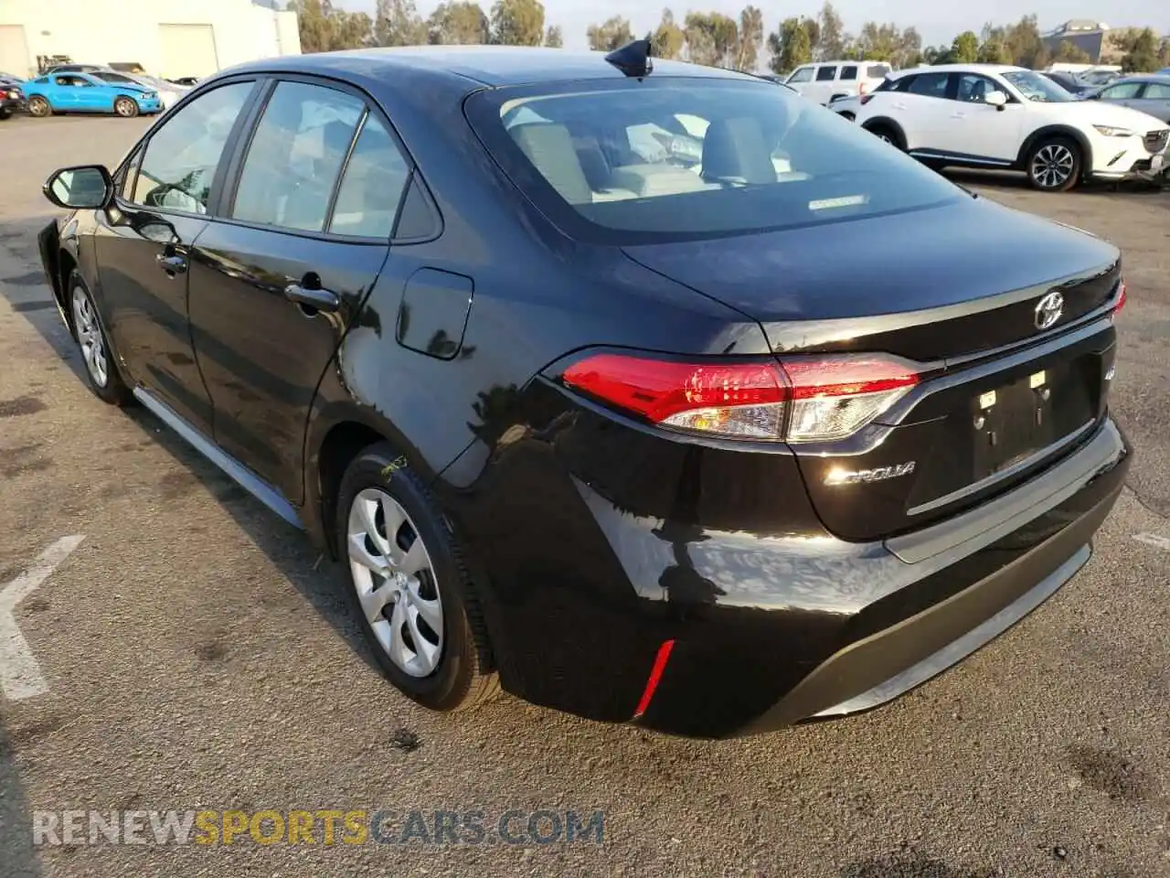 3 Photograph of a damaged car 5YFEPRAE6LP079751 TOYOTA COROLLA 2020