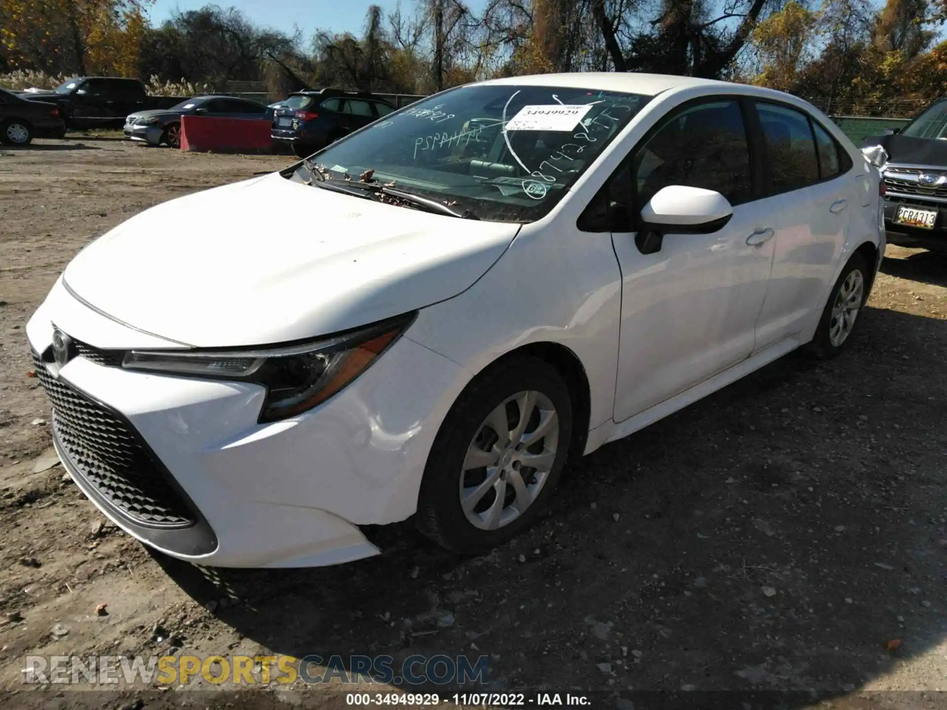 2 Photograph of a damaged car 5YFEPRAE6LP087428 TOYOTA COROLLA 2020