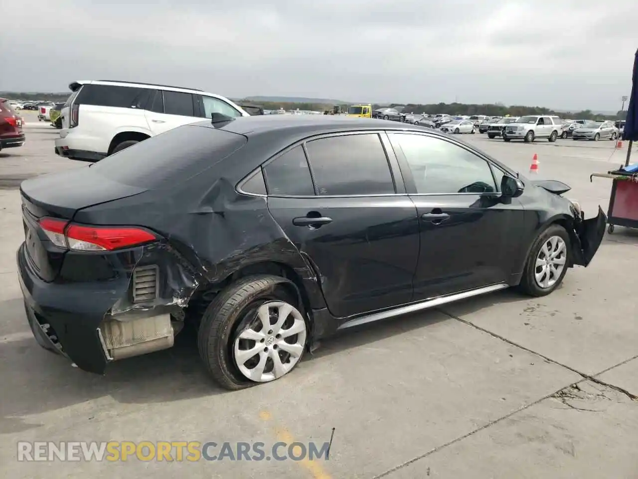 3 Photograph of a damaged car 5YFEPRAE6LP093195 TOYOTA COROLLA 2020
