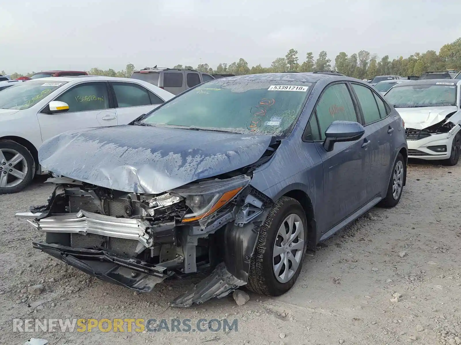 2 Photograph of a damaged car 5YFEPRAE6LP101702 TOYOTA COROLLA 2020