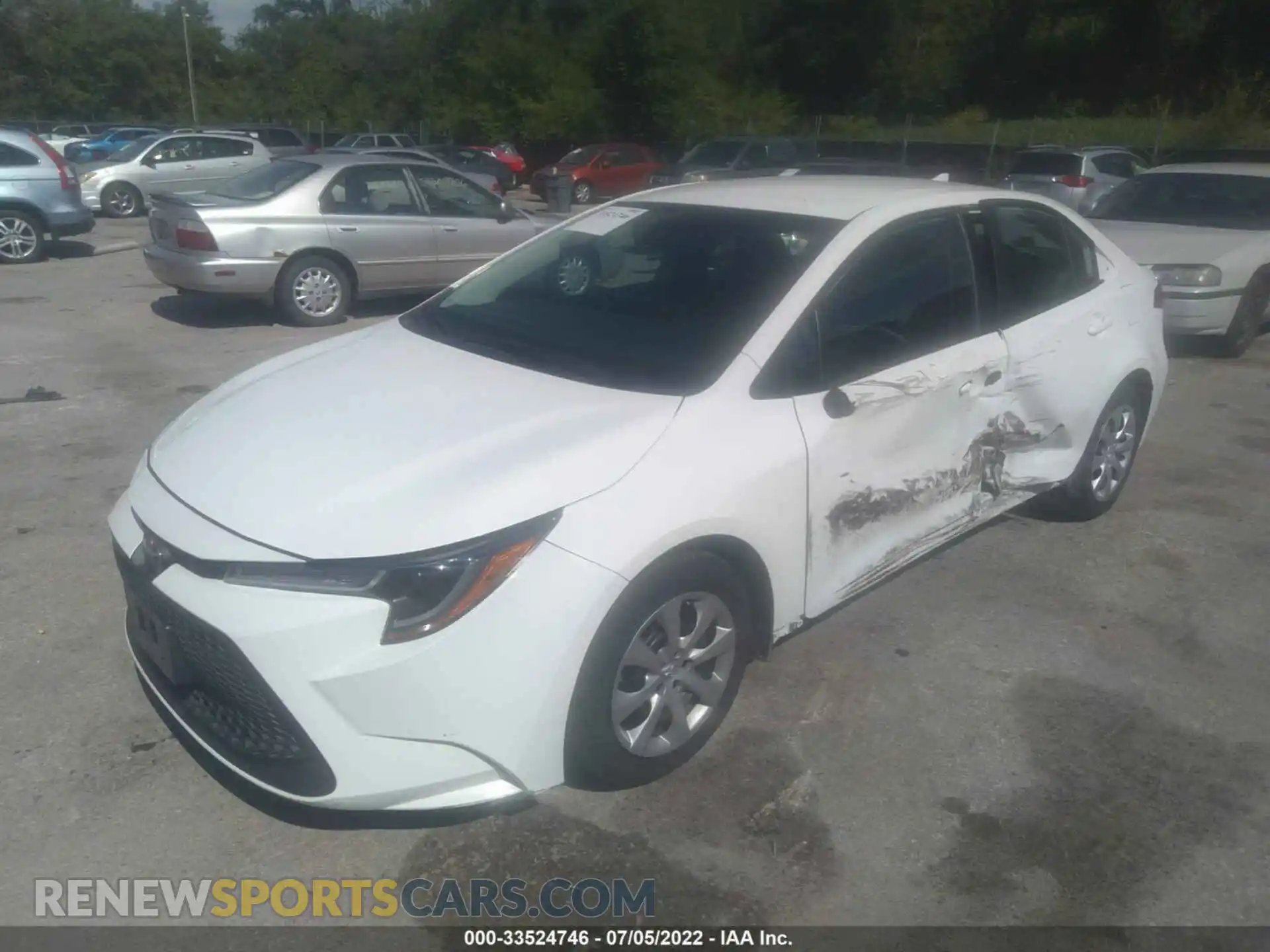 2 Photograph of a damaged car 5YFEPRAE6LP104096 TOYOTA COROLLA 2020