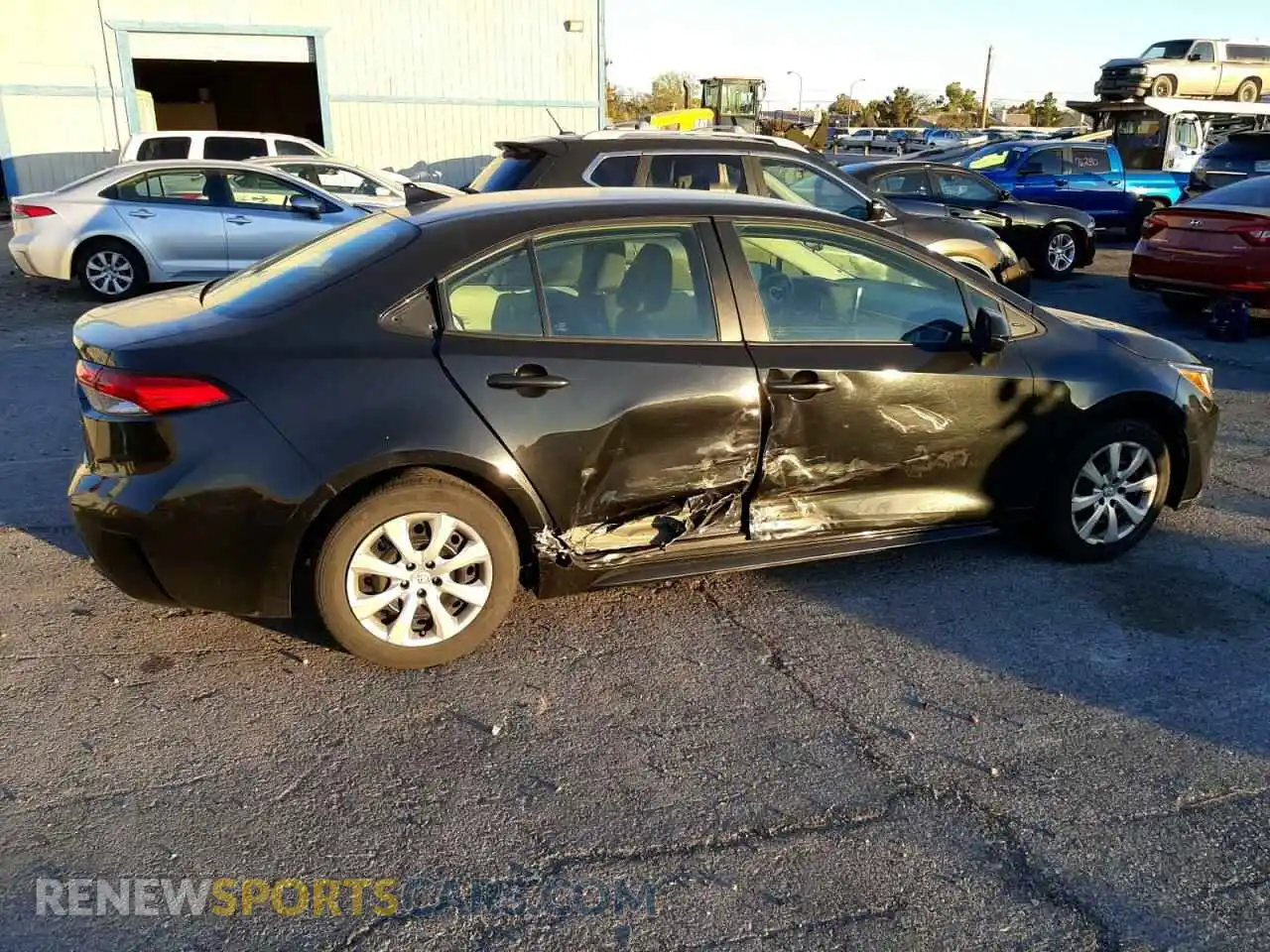 3 Photograph of a damaged car 5YFEPRAE6LP104101 TOYOTA COROLLA 2020