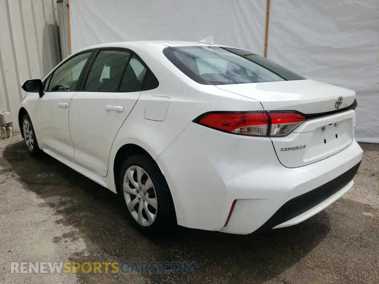 3 Photograph of a damaged car 5YFEPRAE6LP109783 TOYOTA COROLLA 2020