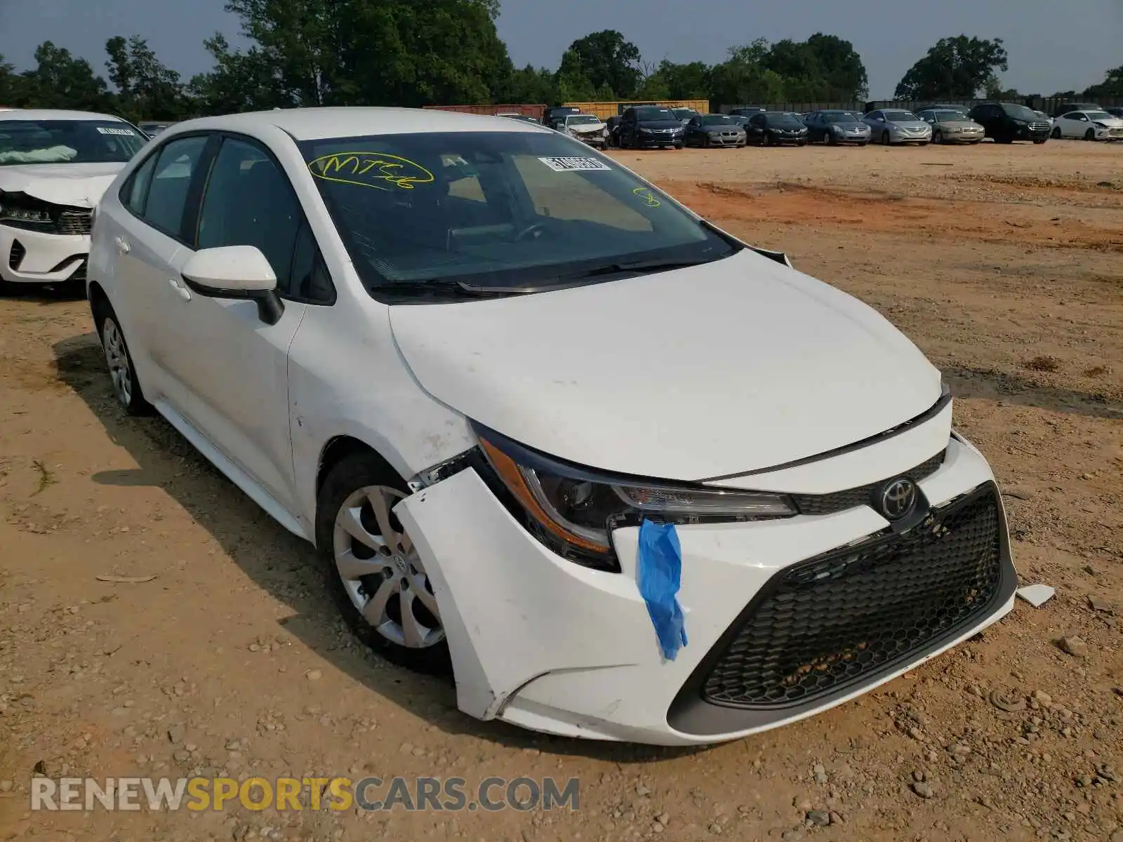 1 Photograph of a damaged car 5YFEPRAE6LP121545 TOYOTA COROLLA 2020