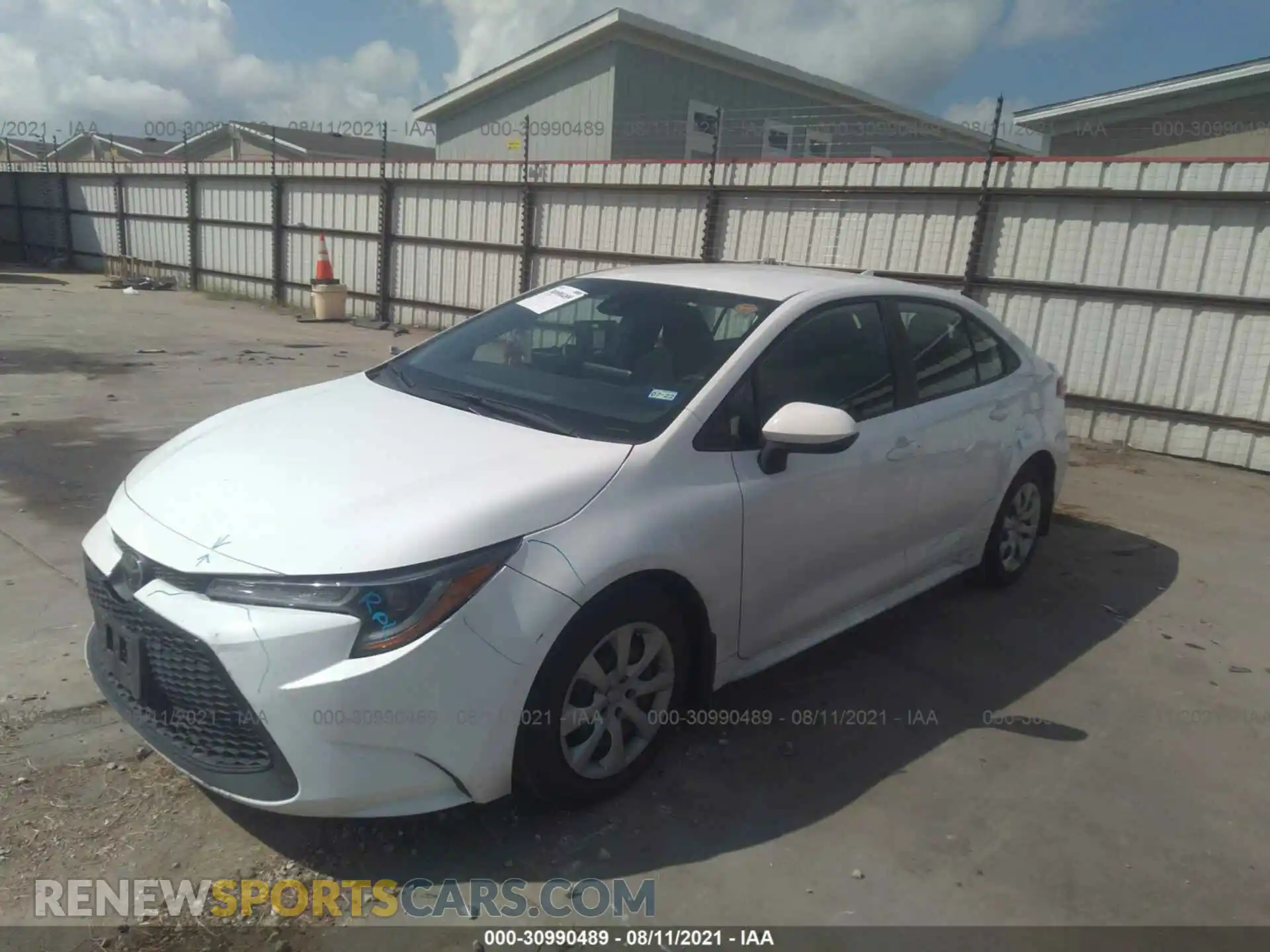 2 fotografías del automóvil dañado 5YFEPRAE6LP135249 TOYOTA COROLLA 2020