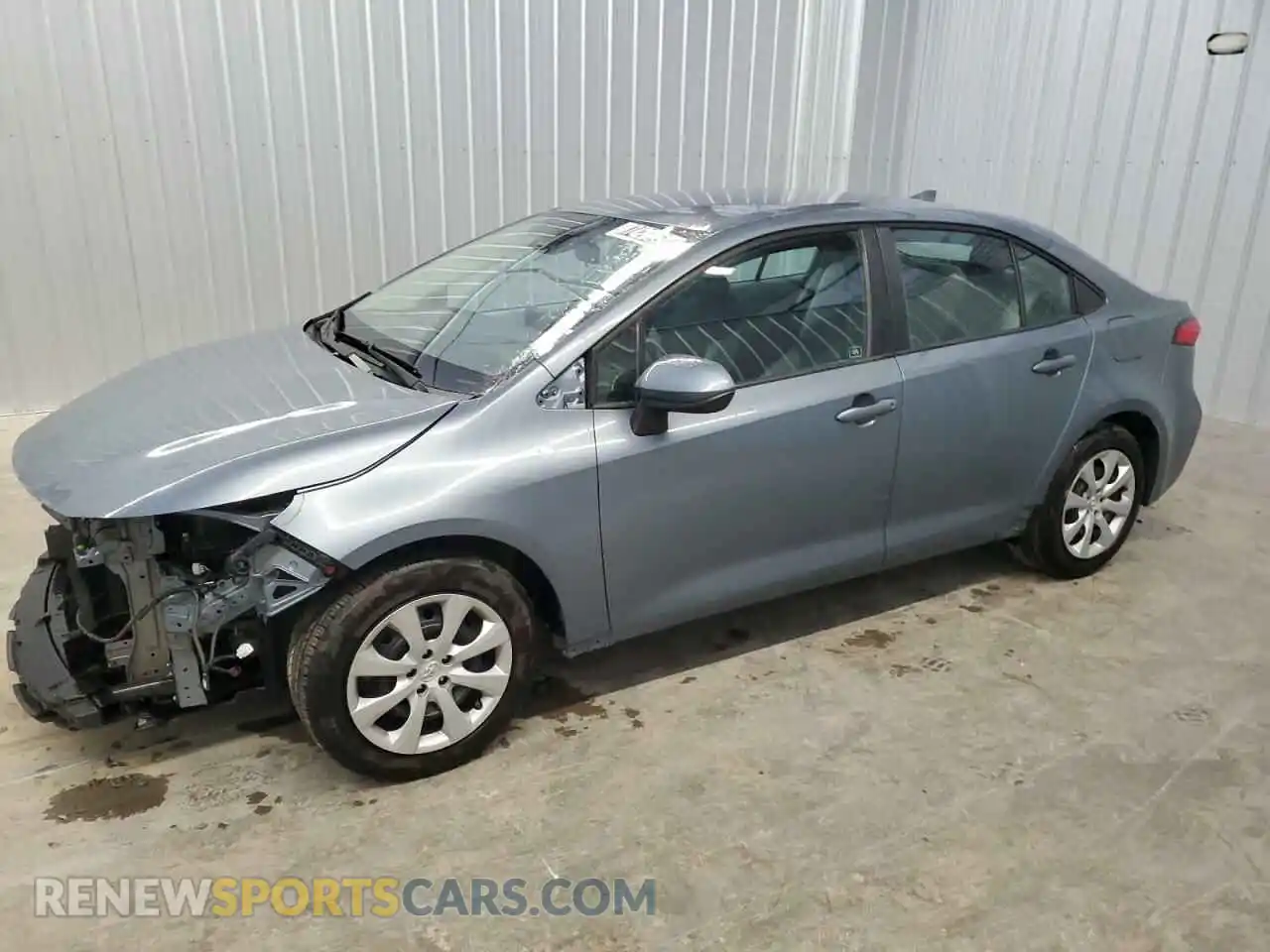 1 Photograph of a damaged car 5YFEPRAE6LP138040 TOYOTA COROLLA 2020