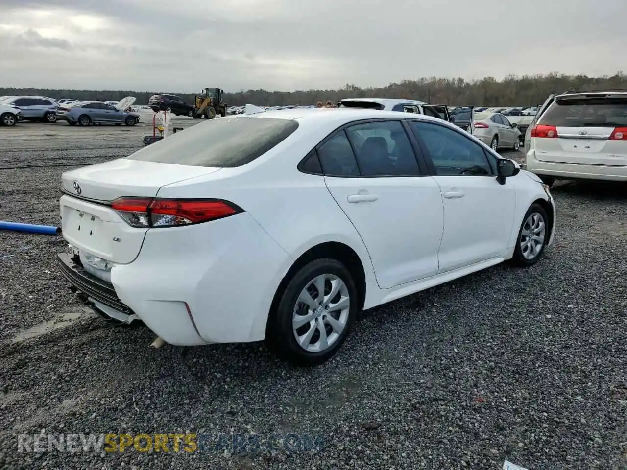 3 Photograph of a damaged car 5YFEPRAE6LP139401 TOYOTA COROLLA 2020
