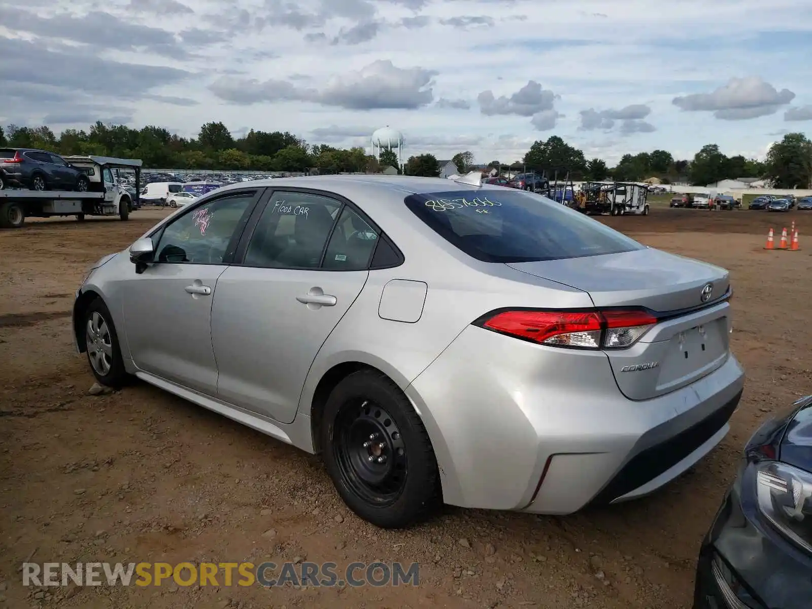 3 Photograph of a damaged car 5YFEPRAE7LP004640 TOYOTA COROLLA 2020