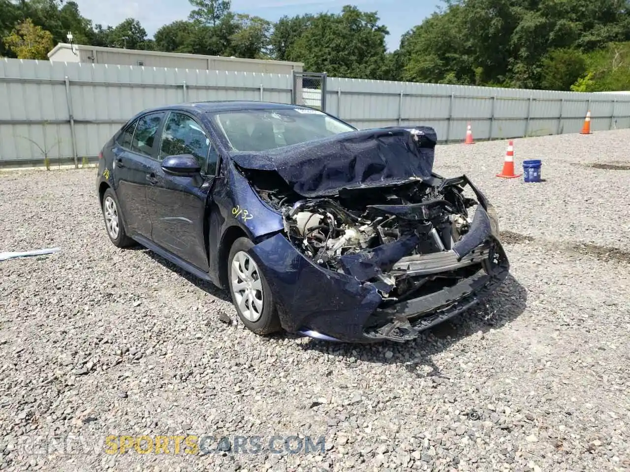 1 Photograph of a damaged car 5YFEPRAE7LP011121 TOYOTA COROLLA 2020
