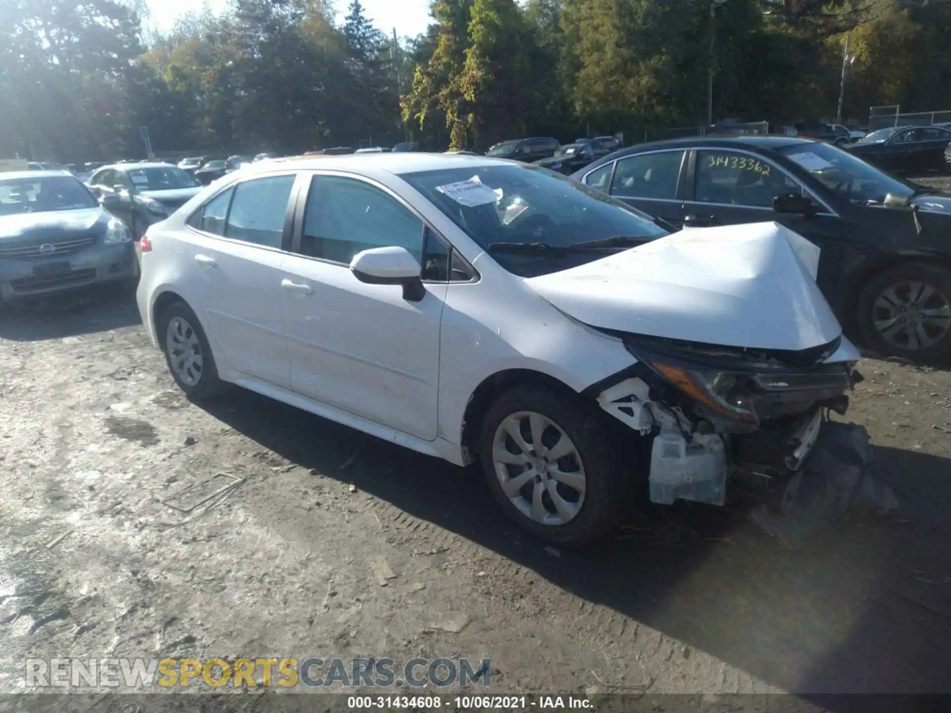 1 Photograph of a damaged car 5YFEPRAE7LP012138 TOYOTA COROLLA 2020