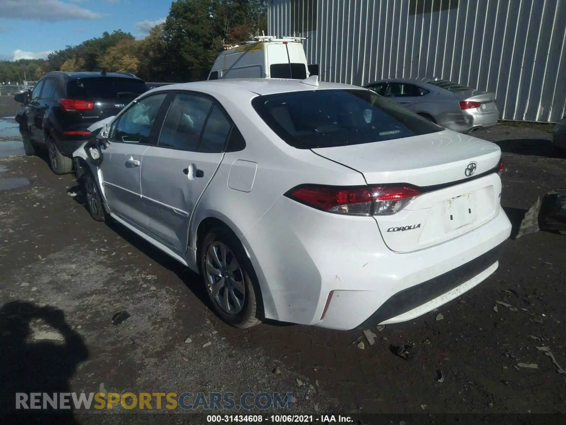 3 Photograph of a damaged car 5YFEPRAE7LP012138 TOYOTA COROLLA 2020