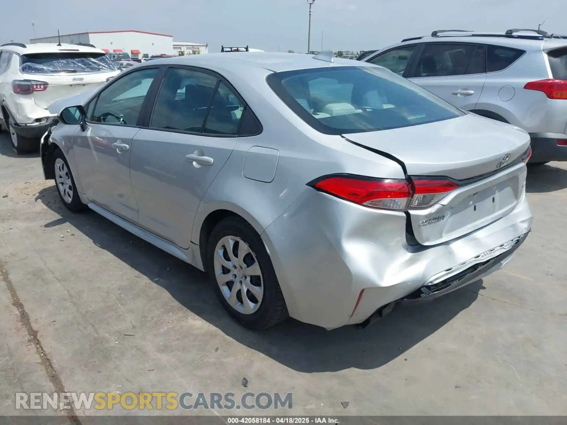 3 Photograph of a damaged car 5YFEPRAE7LP022460 TOYOTA COROLLA 2020