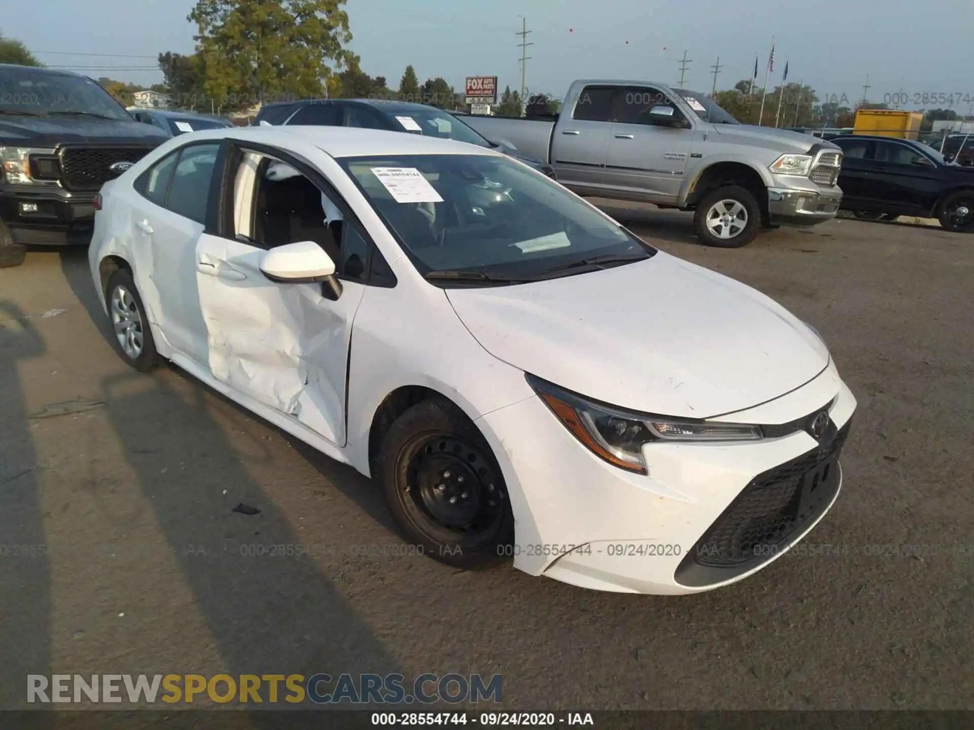 1 Photograph of a damaged car 5YFEPRAE7LP024189 TOYOTA COROLLA 2020
