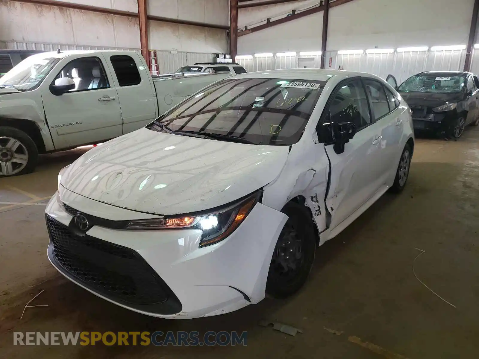 2 Photograph of a damaged car 5YFEPRAE7LP026282 TOYOTA COROLLA 2020