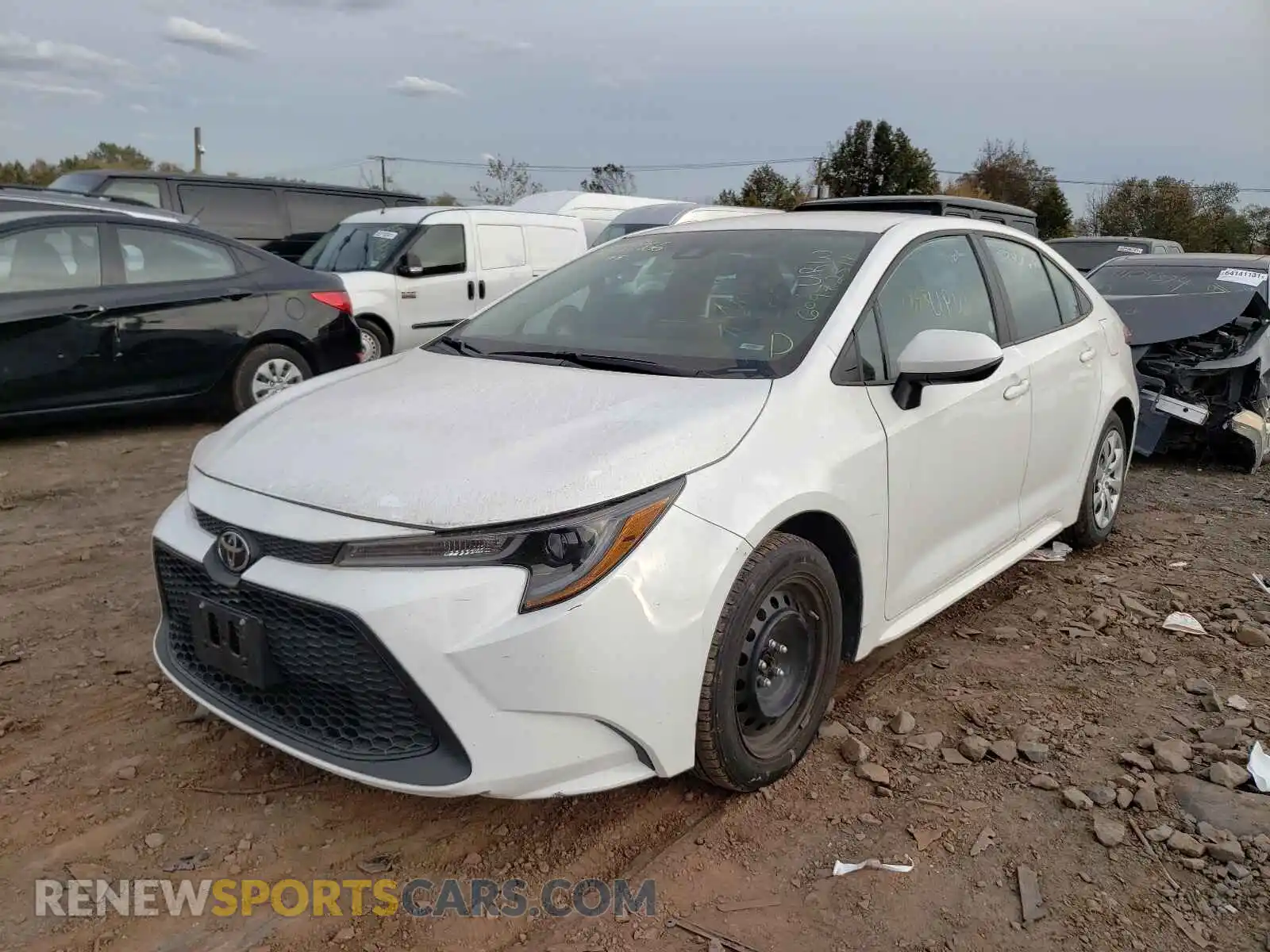 2 Photograph of a damaged car 5YFEPRAE7LP026721 TOYOTA COROLLA 2020