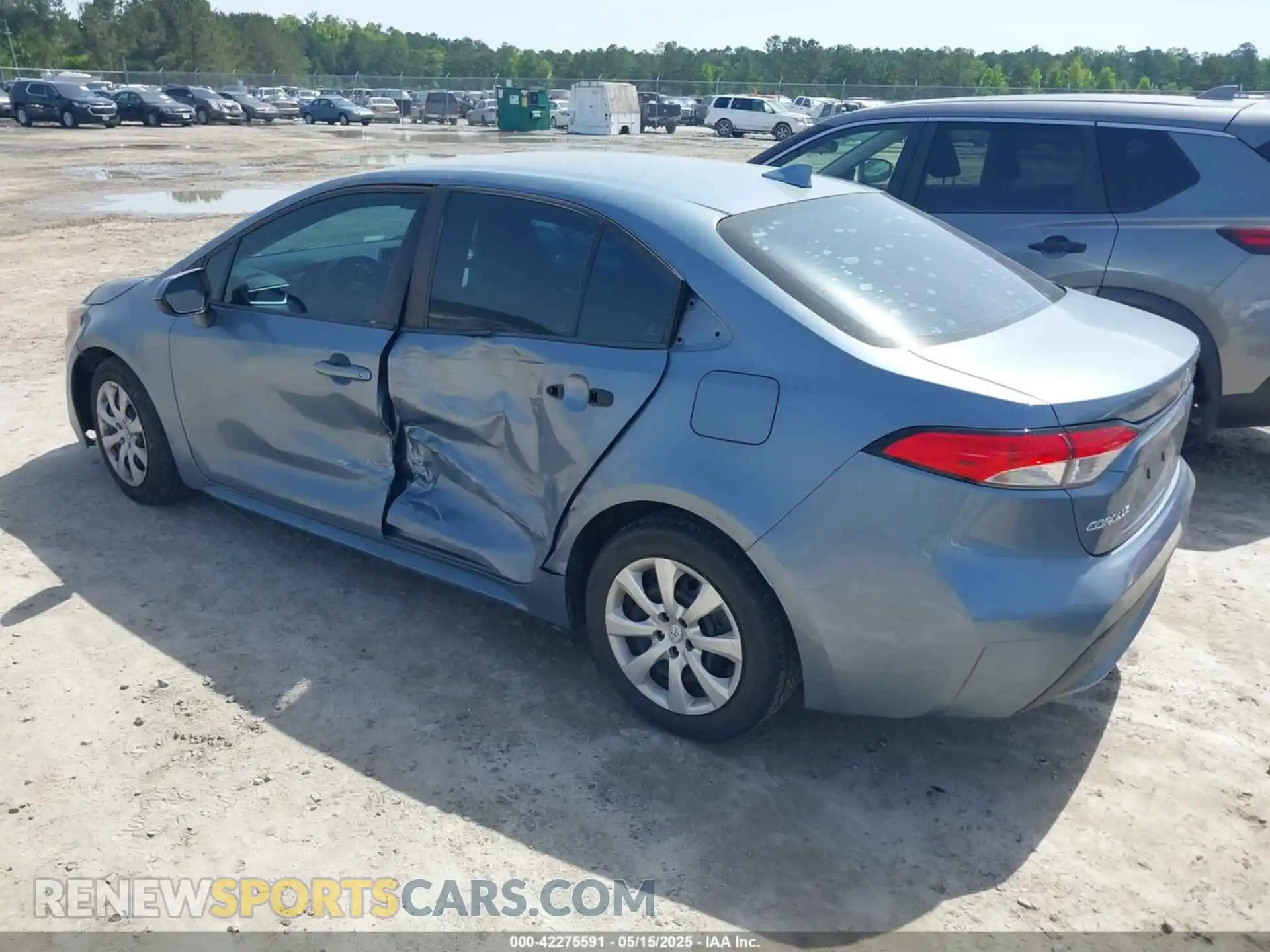 3 fotografías del automóvil dañado 5YFEPRAE7LP028985 TOYOTA COROLLA 2020